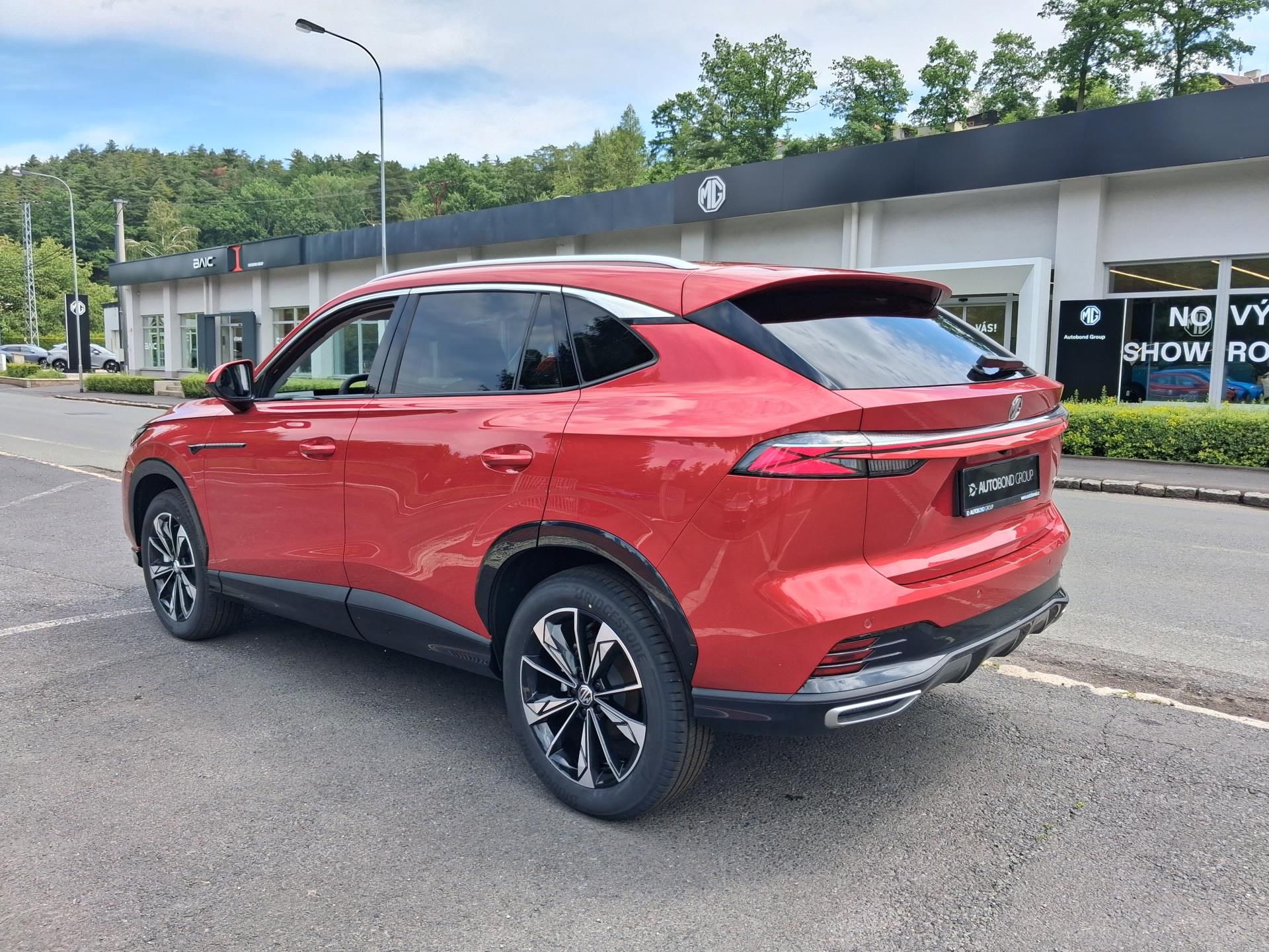 MG HS, EXCLUSIVE 1.5T 125kW 4×2 7DCT - fotka 6