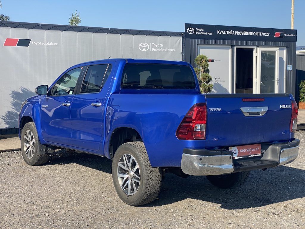 Toyota Hilux, 2.4D, ČR, Executive, DPH - fotka 5