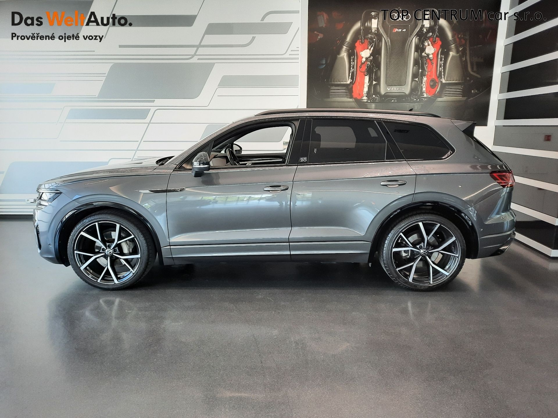 Volkswagen Touareg, R-Line 3.0 TDI 4Motion Edition - fotka 3
