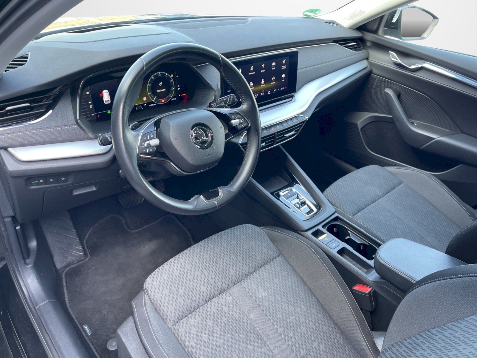 Škoda Octavia, 2.0 TDI 110kW DSG Style Plus c - fotka 5