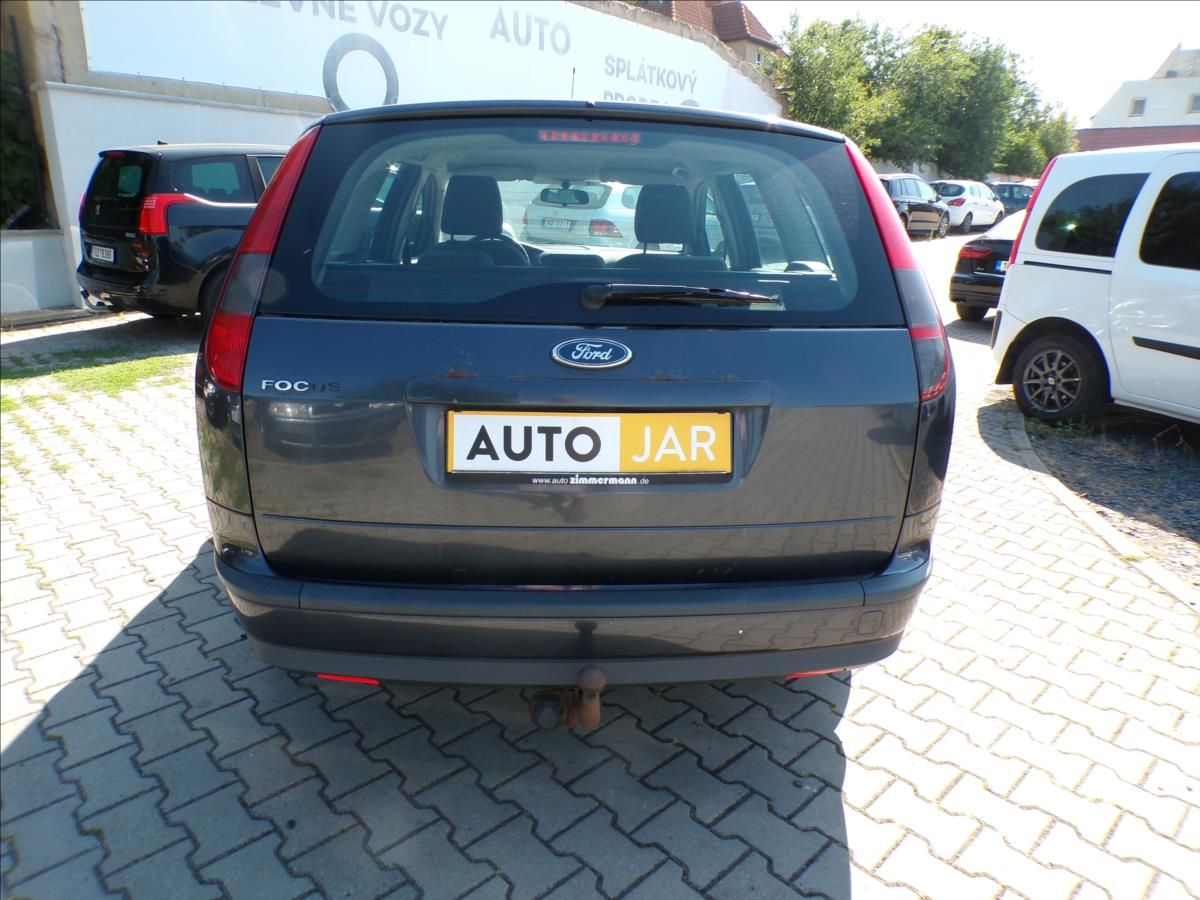 Ford Focus, 1,6 16V  TAŽNÉ ZAŘÍZENÍ - fotka 6