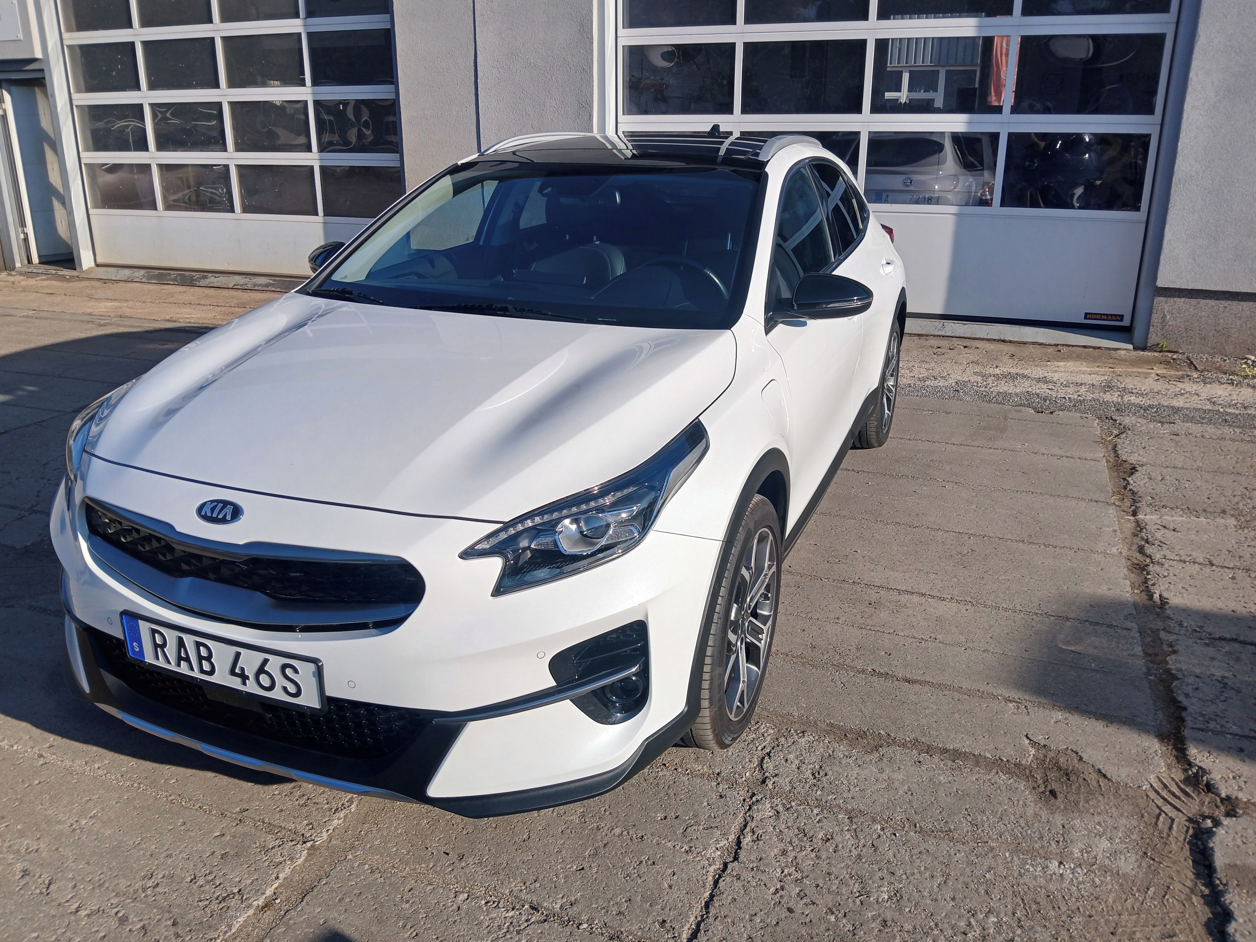 Kia XCee´d, 1.6 Plug-in Hybrid / Advance+ - fotka 4