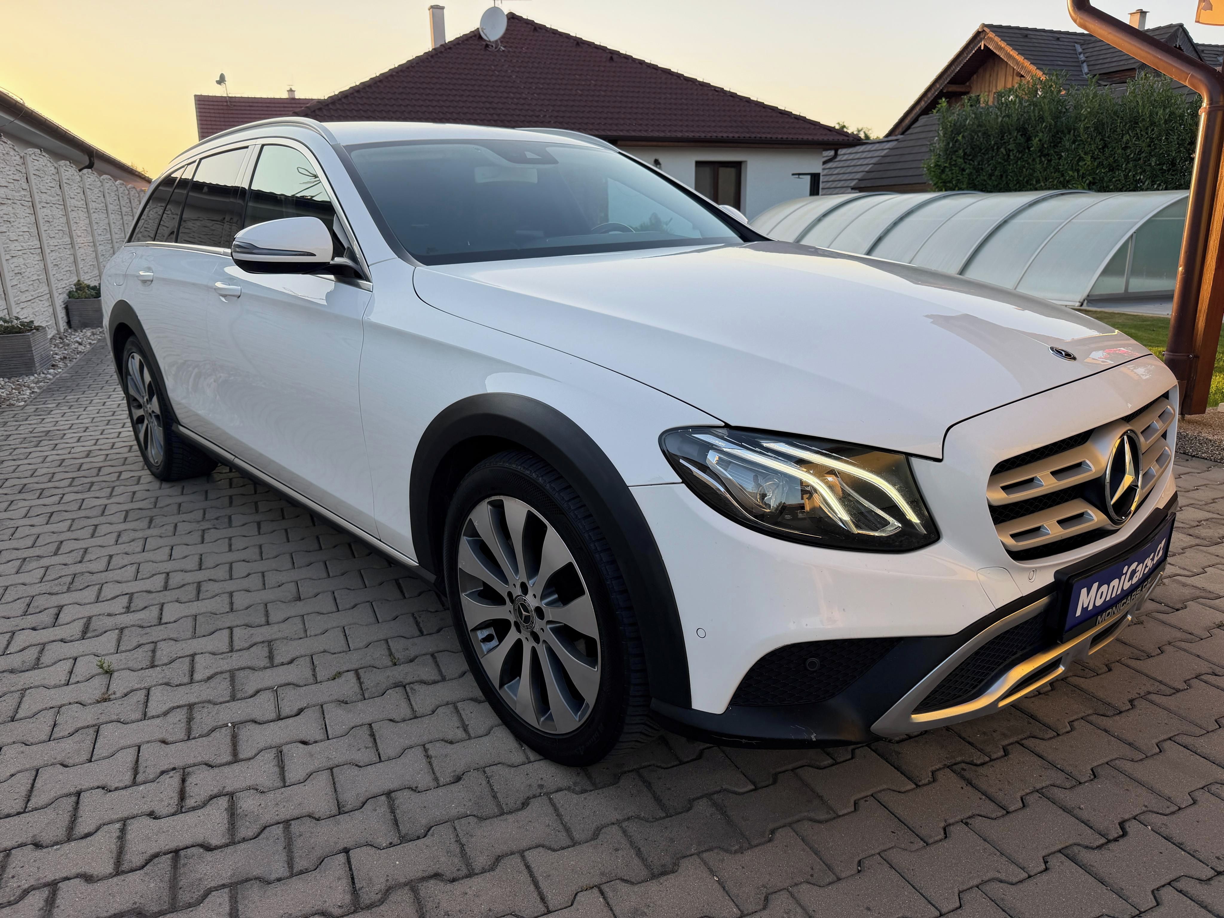Mercedes-Benz Třídy E, 220 D 143kW 4MATIC, AllTERRAIN - fotka 3