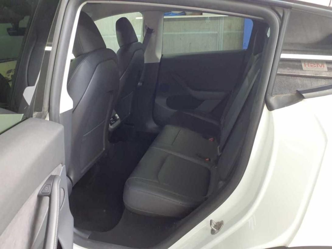 Tesla Model Y, LONG RANGE DUAL MOTOR  TZ 94% - fotka 5