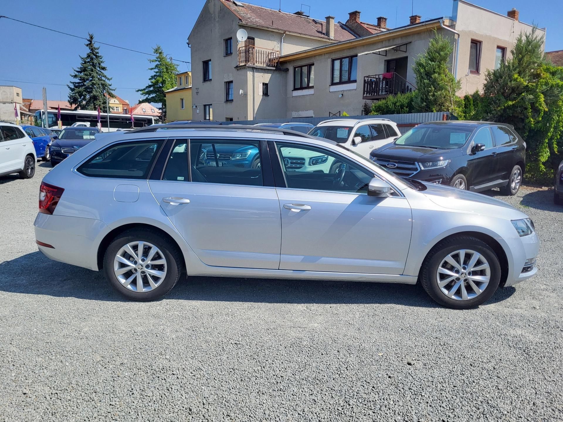 Škoda Octavia, III FL 1.6 TDi 85kW STYLE *ČR - fotka 5