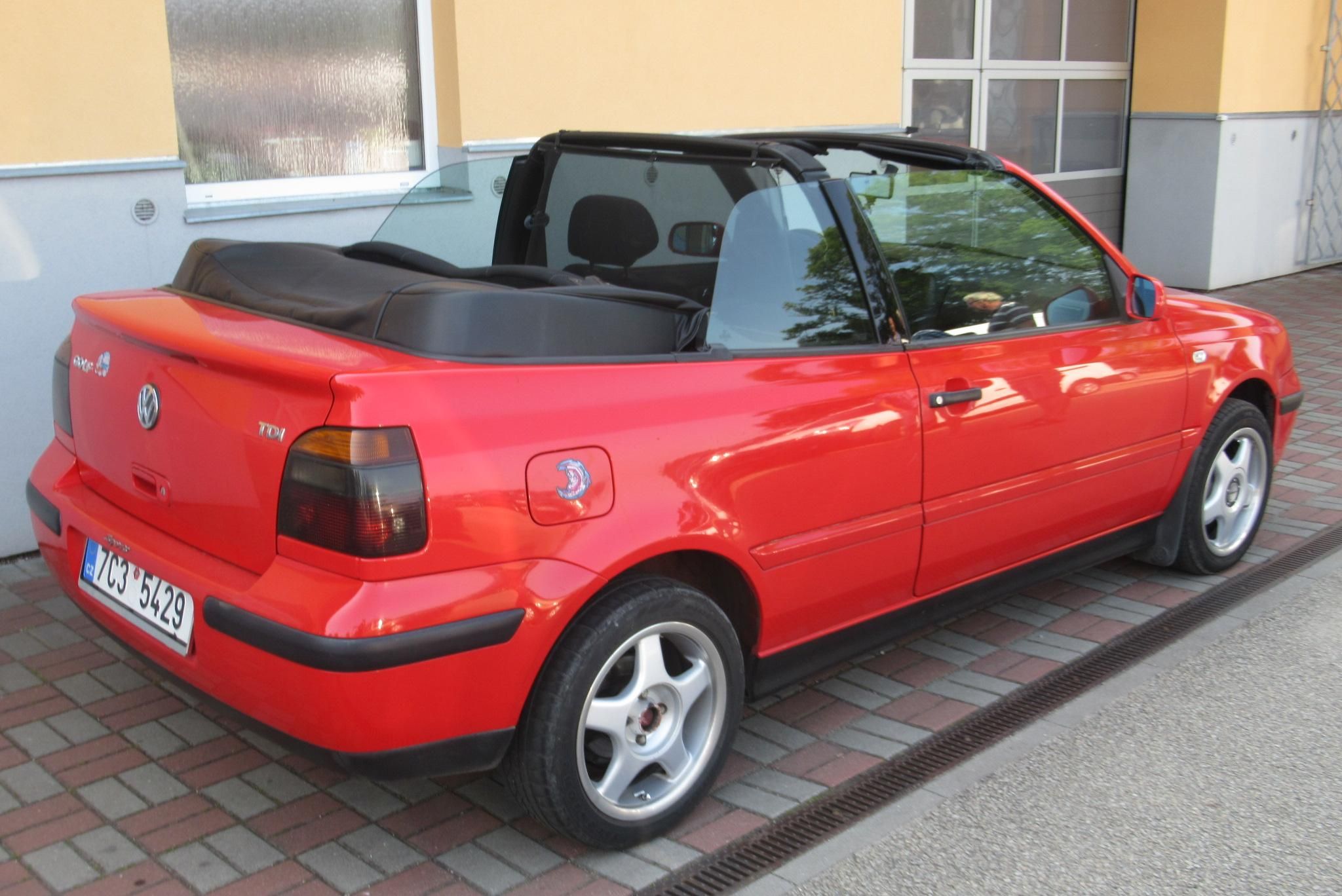 Volkswagen Golf, 3,5 1.9 TDi KLIMA EL.STŘECHA - fotka 2