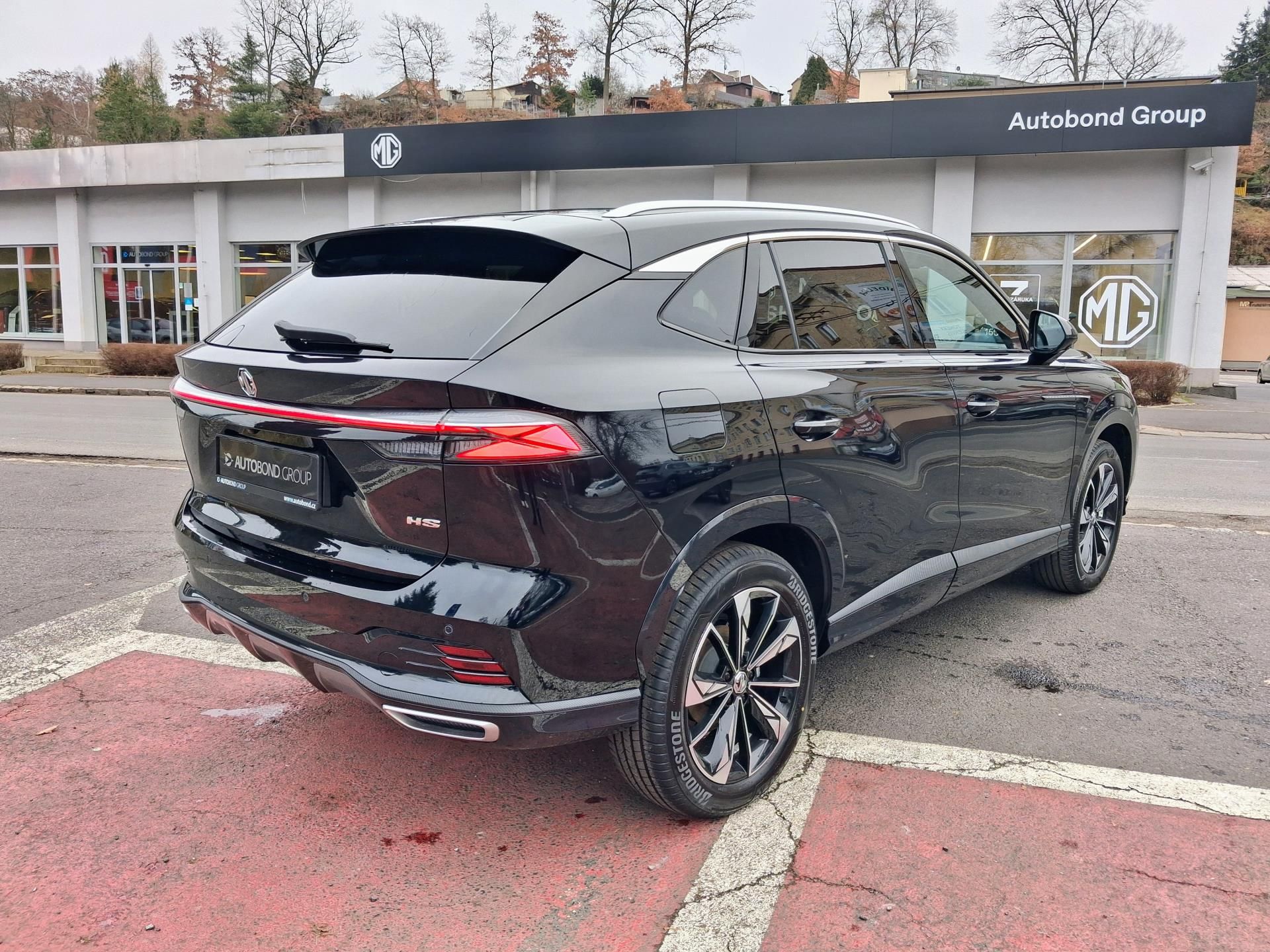 MG HS, EXCLUSIVE 1.5T 125kW 4×2 7DCT - fotka 6