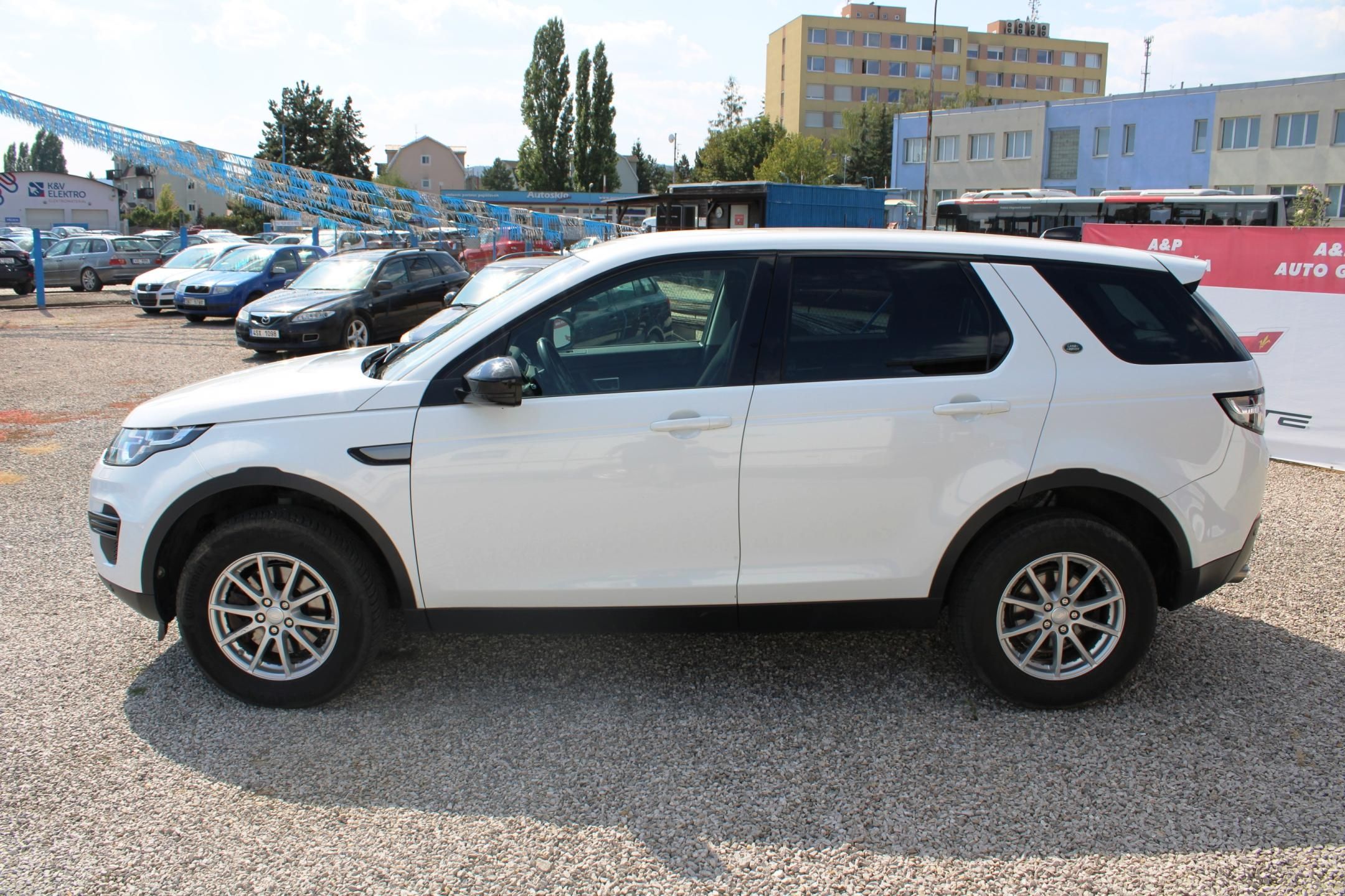 Land Rover Discovery Sport, 2,0TD AUTOMAT KLIMA TEMPOMAT - fotka 4