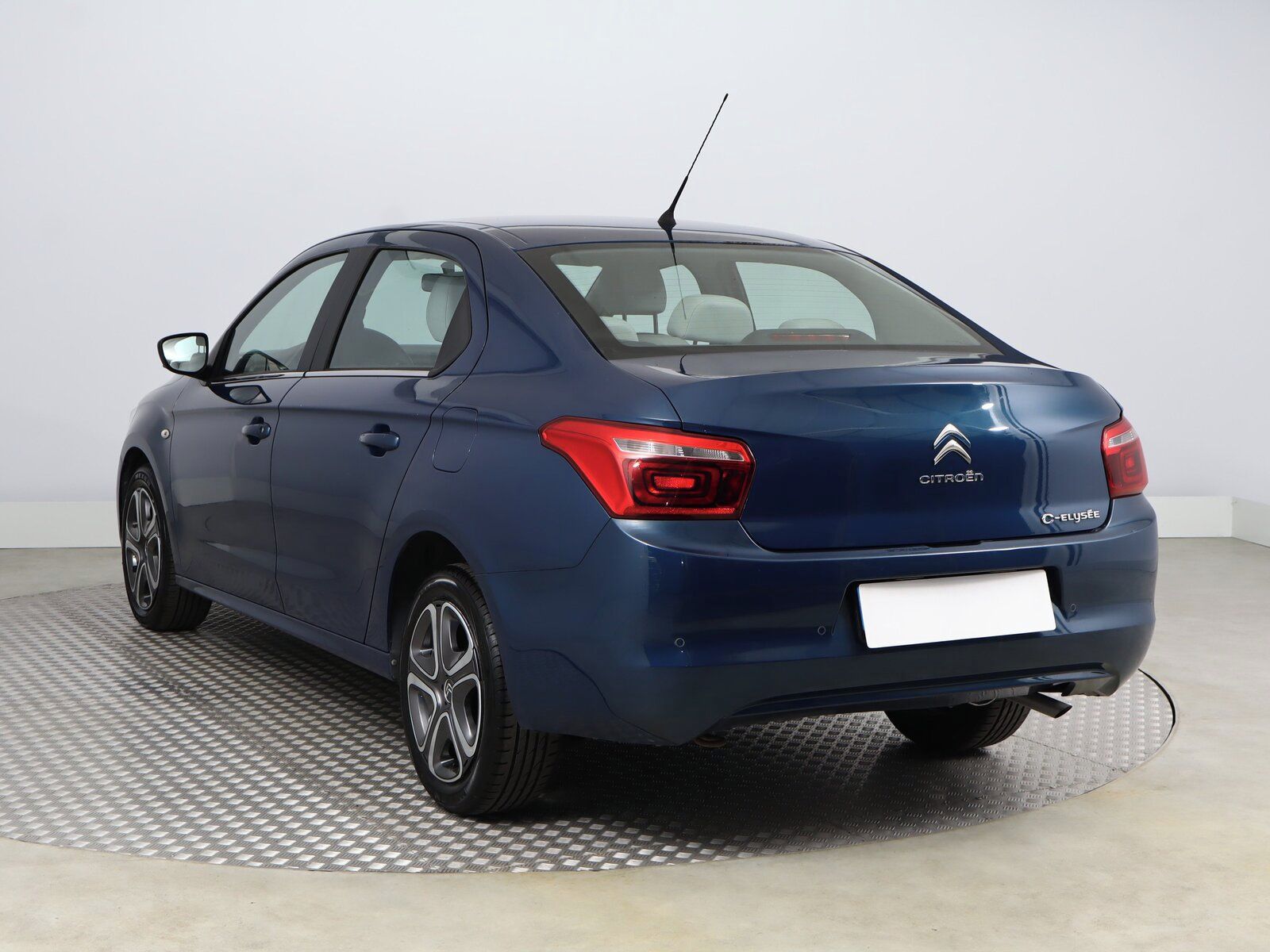 Citroën C-Elysée, 1.6 VTi, ČR,1.maj, Serv.kniha - fotka 4