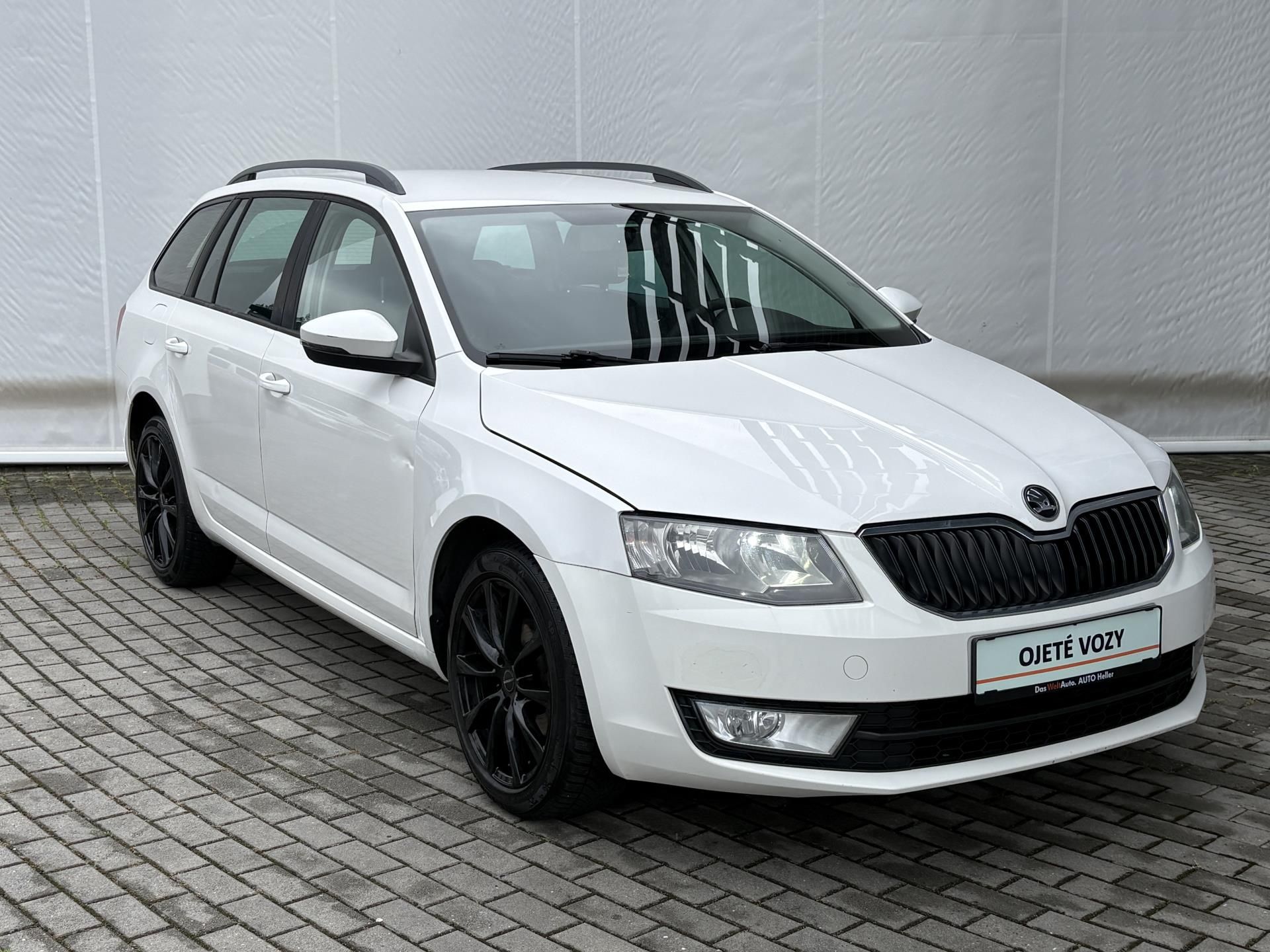 Škoda Octavia, Combi 1.6 TDI ACTIVE Plus  81 - fotka 6