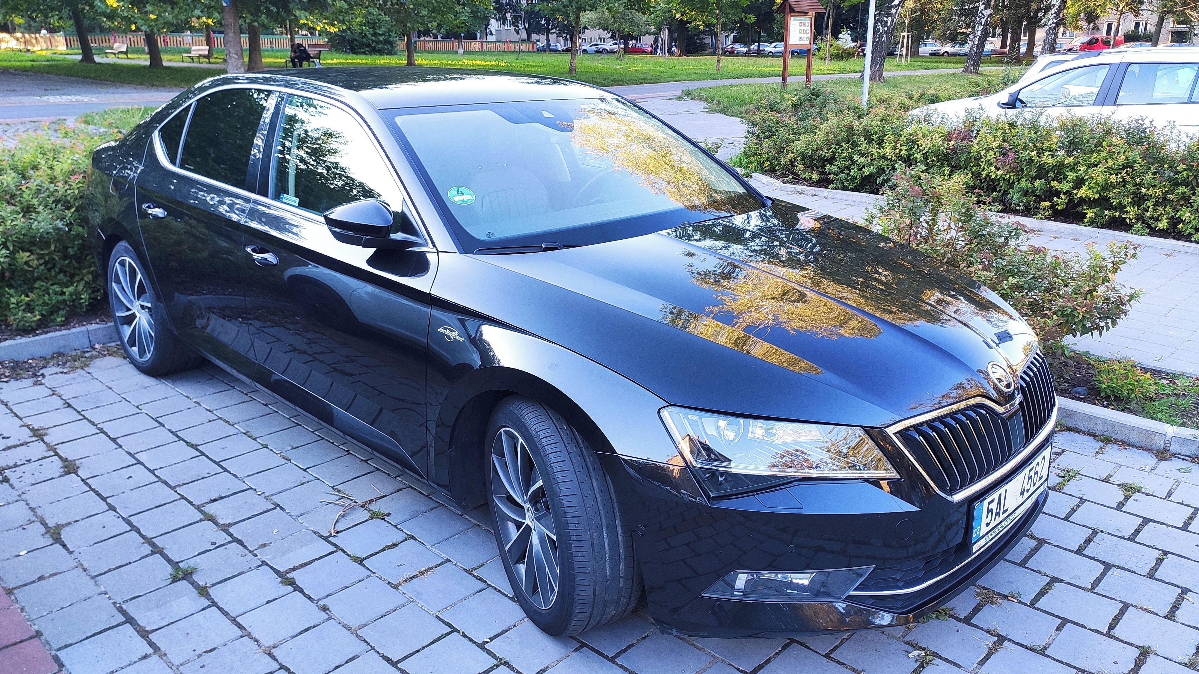 Škoda Superb, Škoda Superb III. DSG L&K - fotka 2