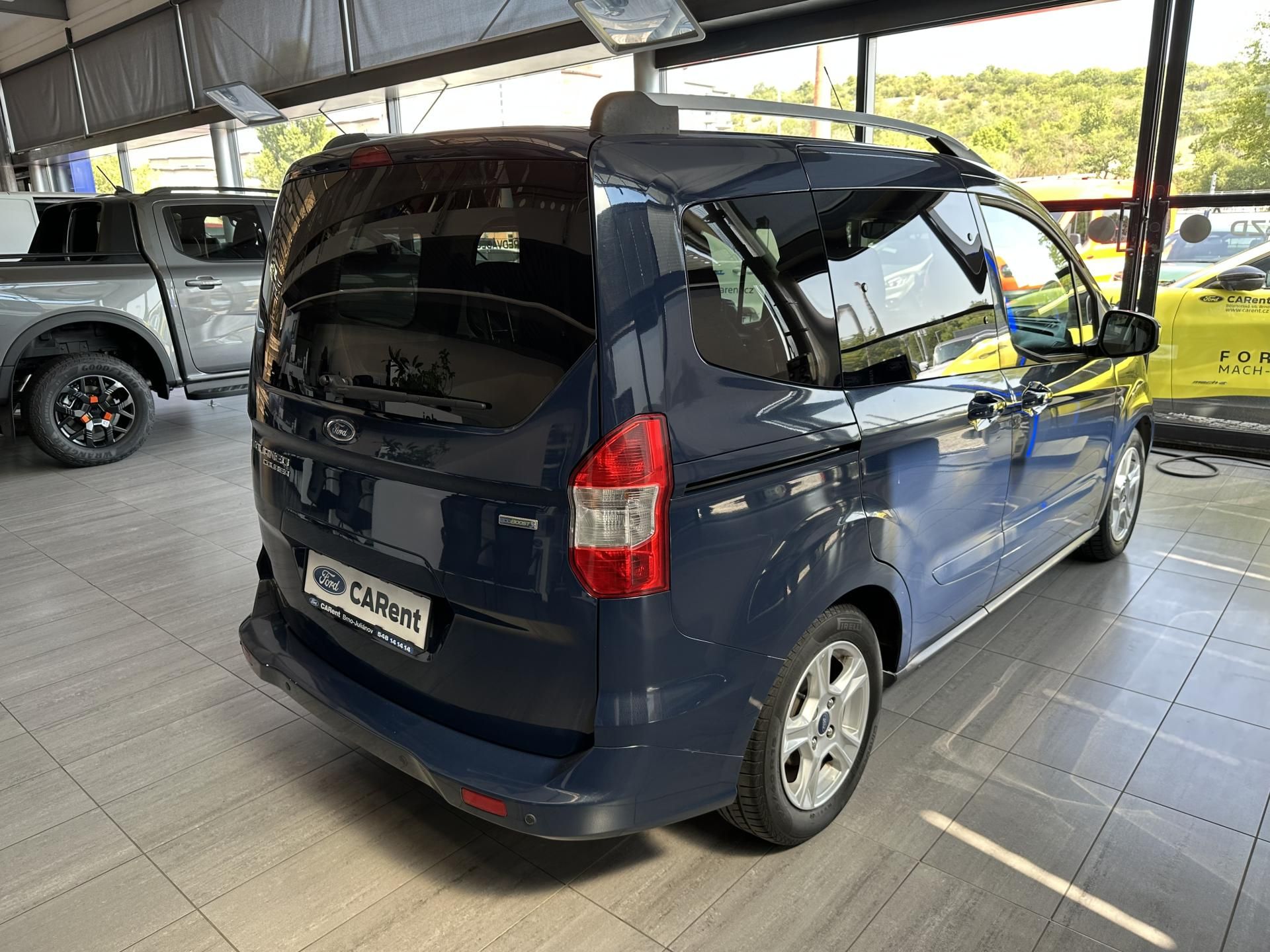 Ford Tourneo Courier, Trend 1.0 EcoBoost 100k man. - fotka 4