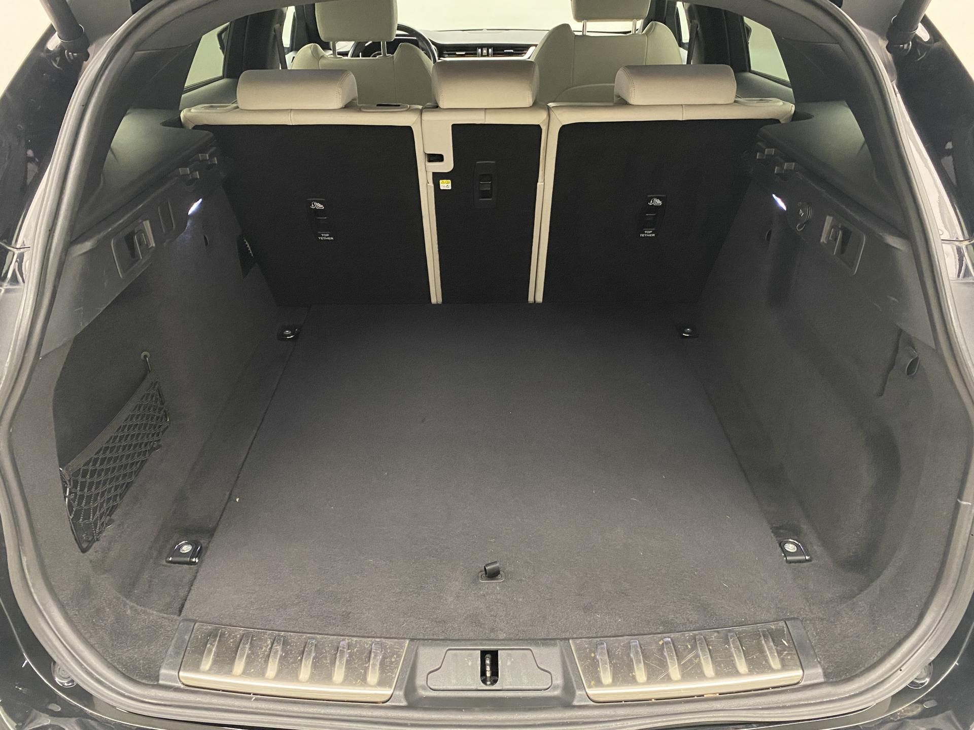 Jaguar F-Pace, D165 S AWD AUT CZ - fotka 6