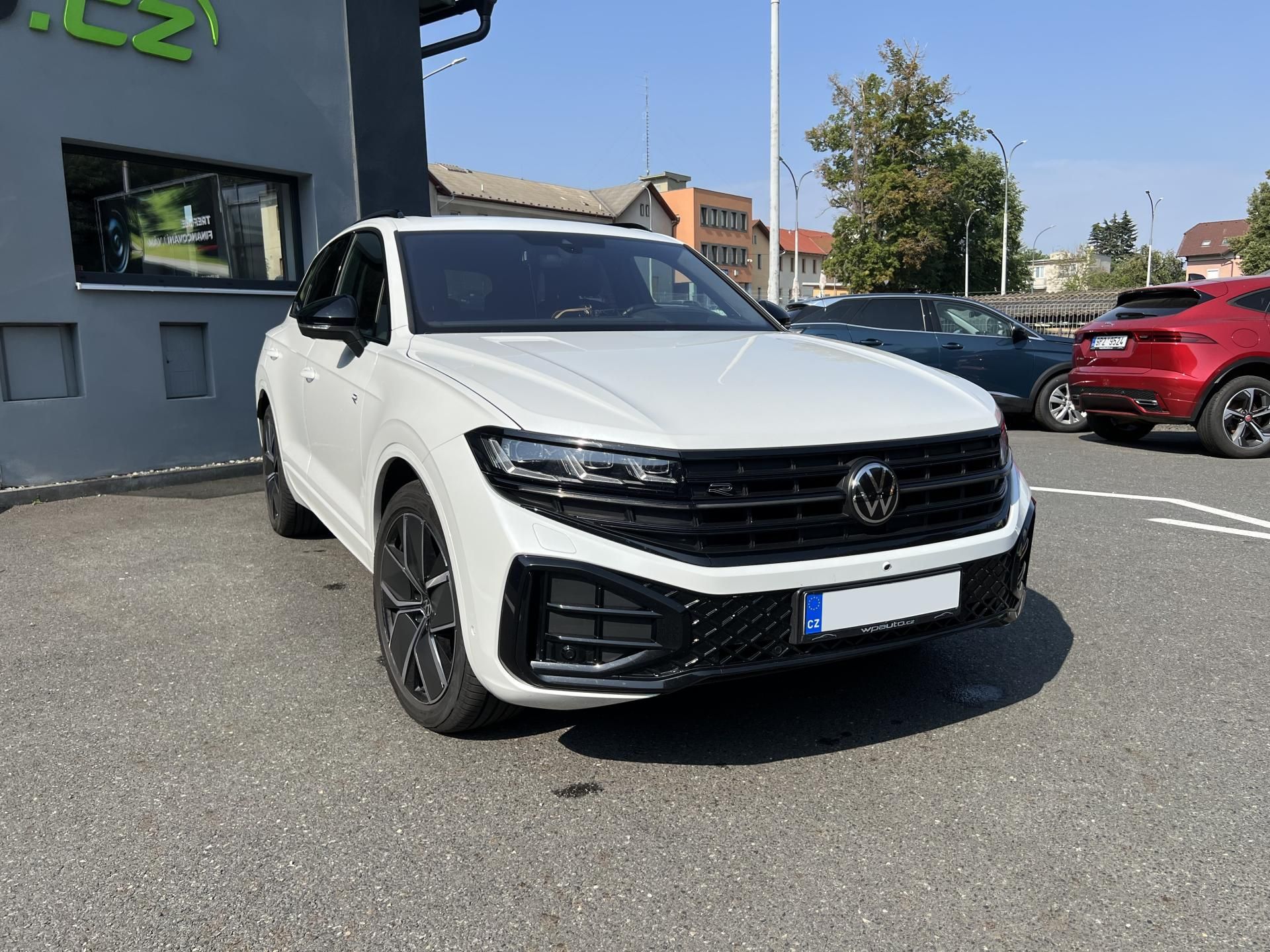 Volkswagen Touareg, 3.0 TDi 210 kW R-LINE 4MOTION - fotka 6