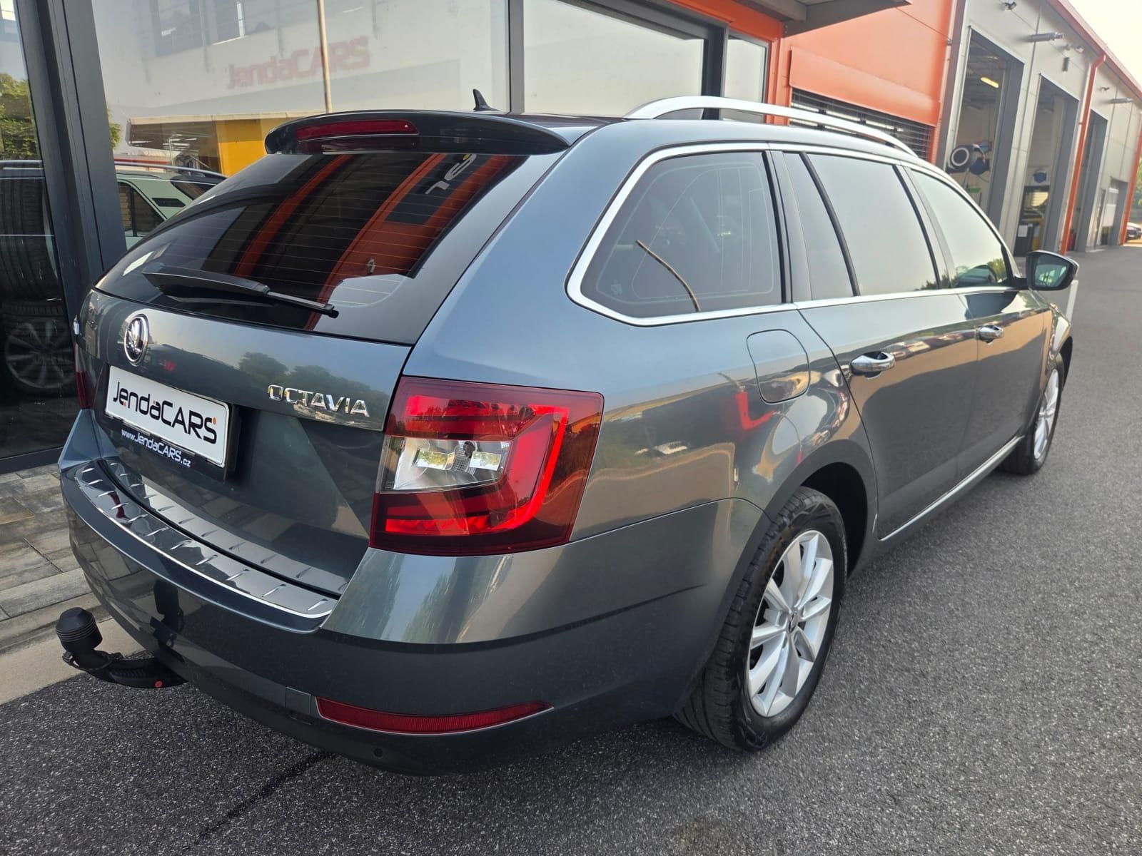 Škoda Octavia, 1.0 TSI DSG - fotka 2