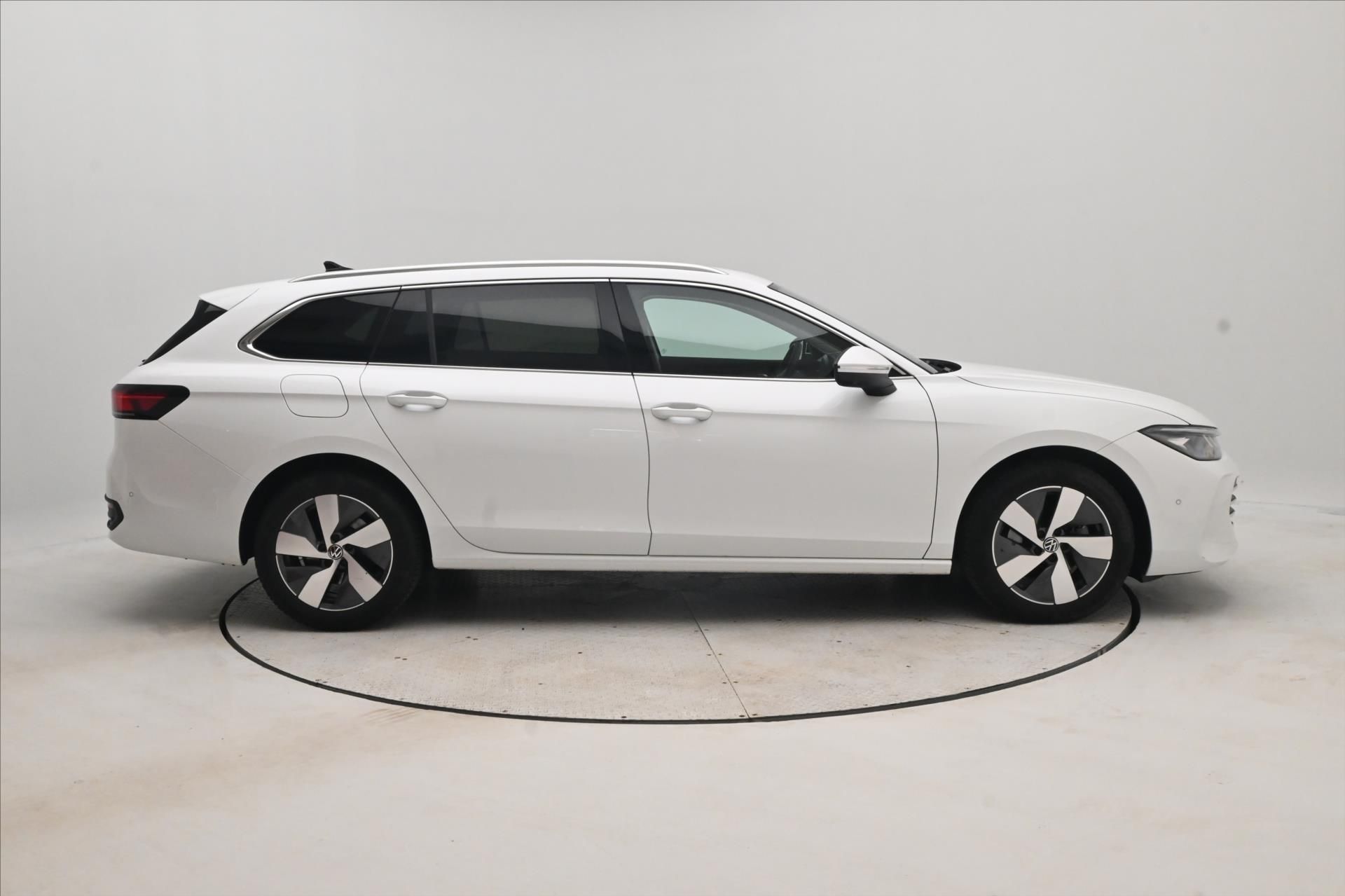 Volkswagen Passat, 2,0 TDI 110 kW DSG Business Zá - fotka 4
