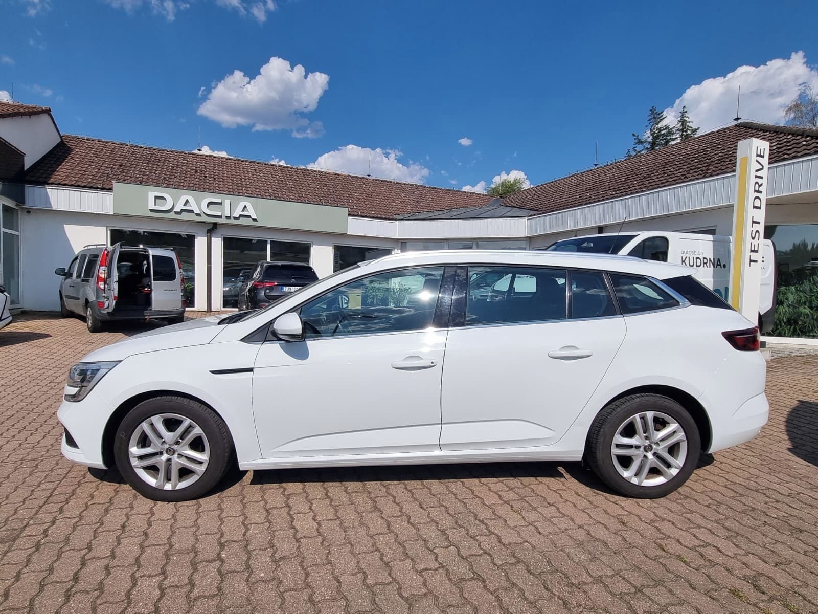 Renault Mégane, Grandtour 1.6 SCe 115 Life - fotka 3
