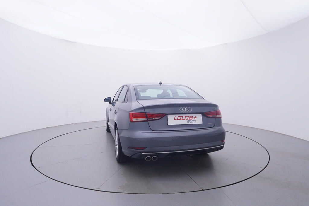 Audi A3, Sportline 2.0 TDI 135 kW - fotka 4