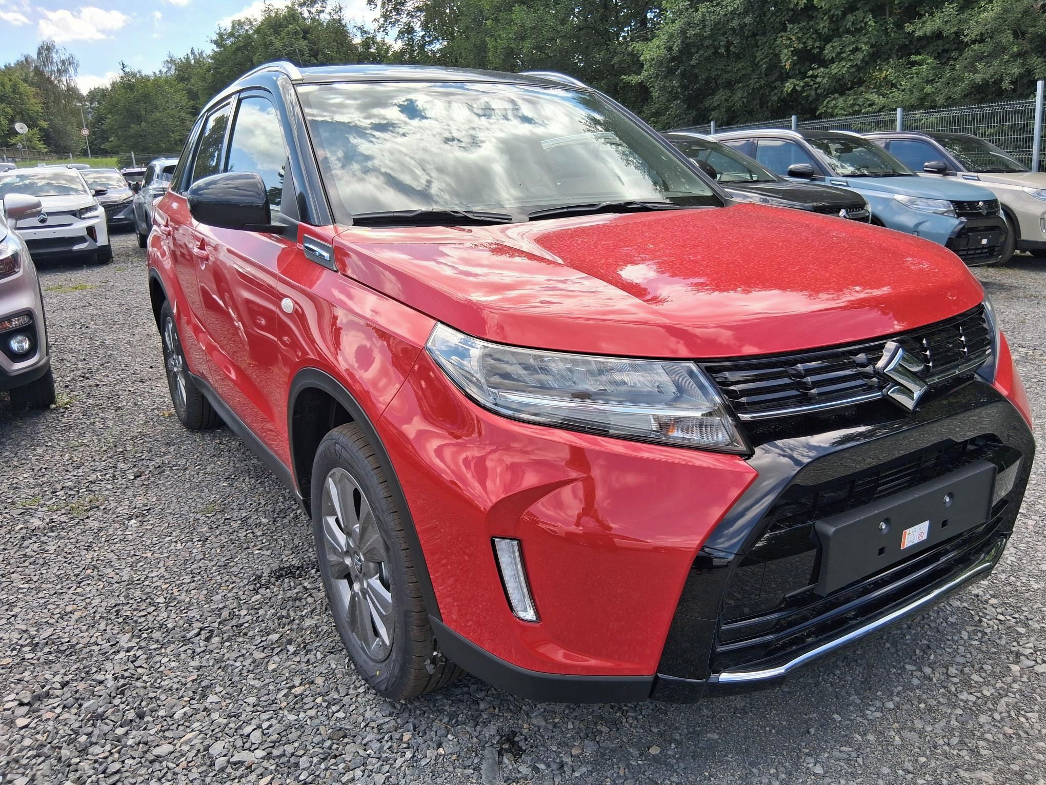 Suzuki Vitara, 1,4 PREMIUM ALLGRIP AT - fotka 2