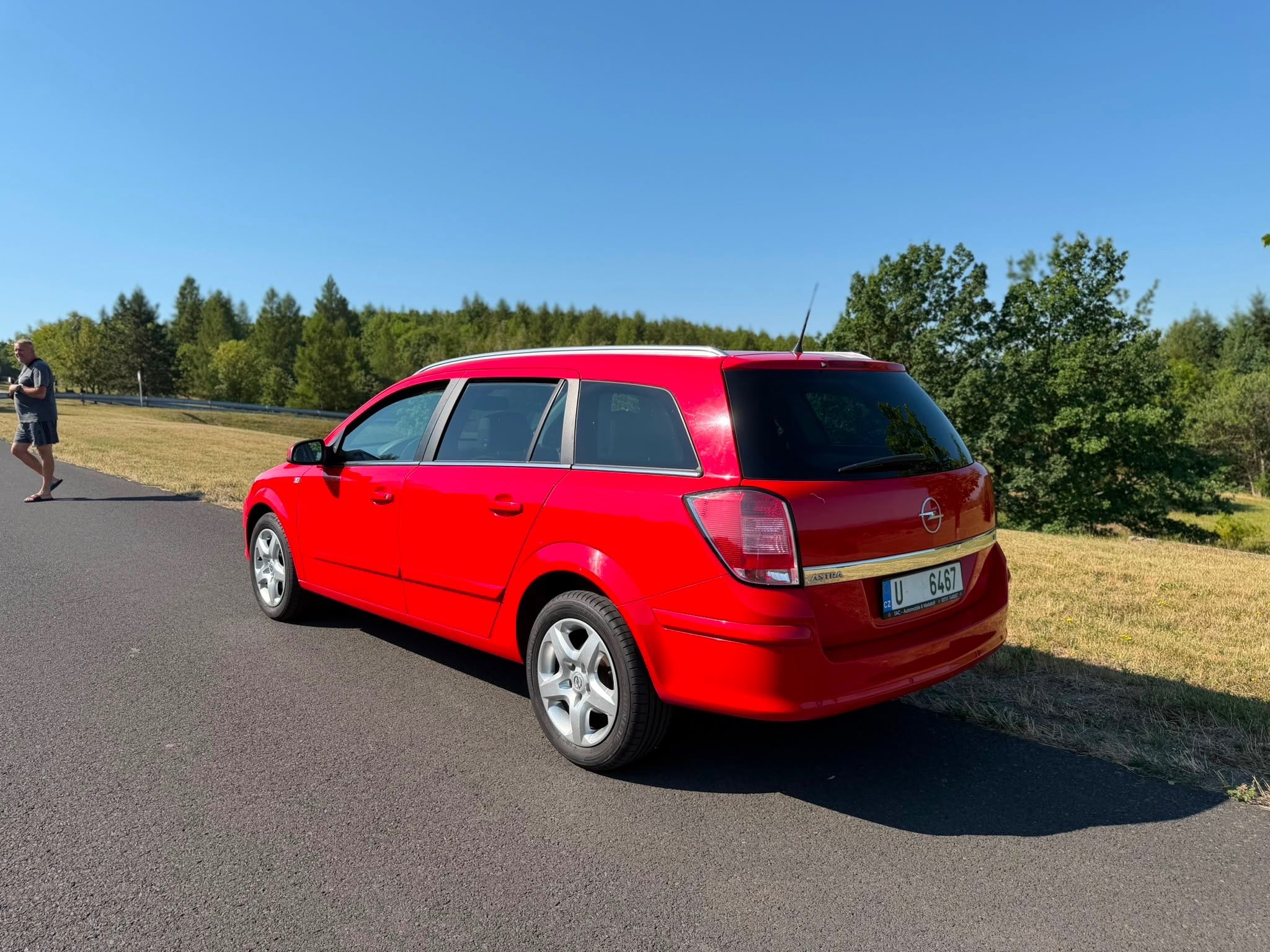 Opel Astra, 1.8 i automat,combi - fotka 5