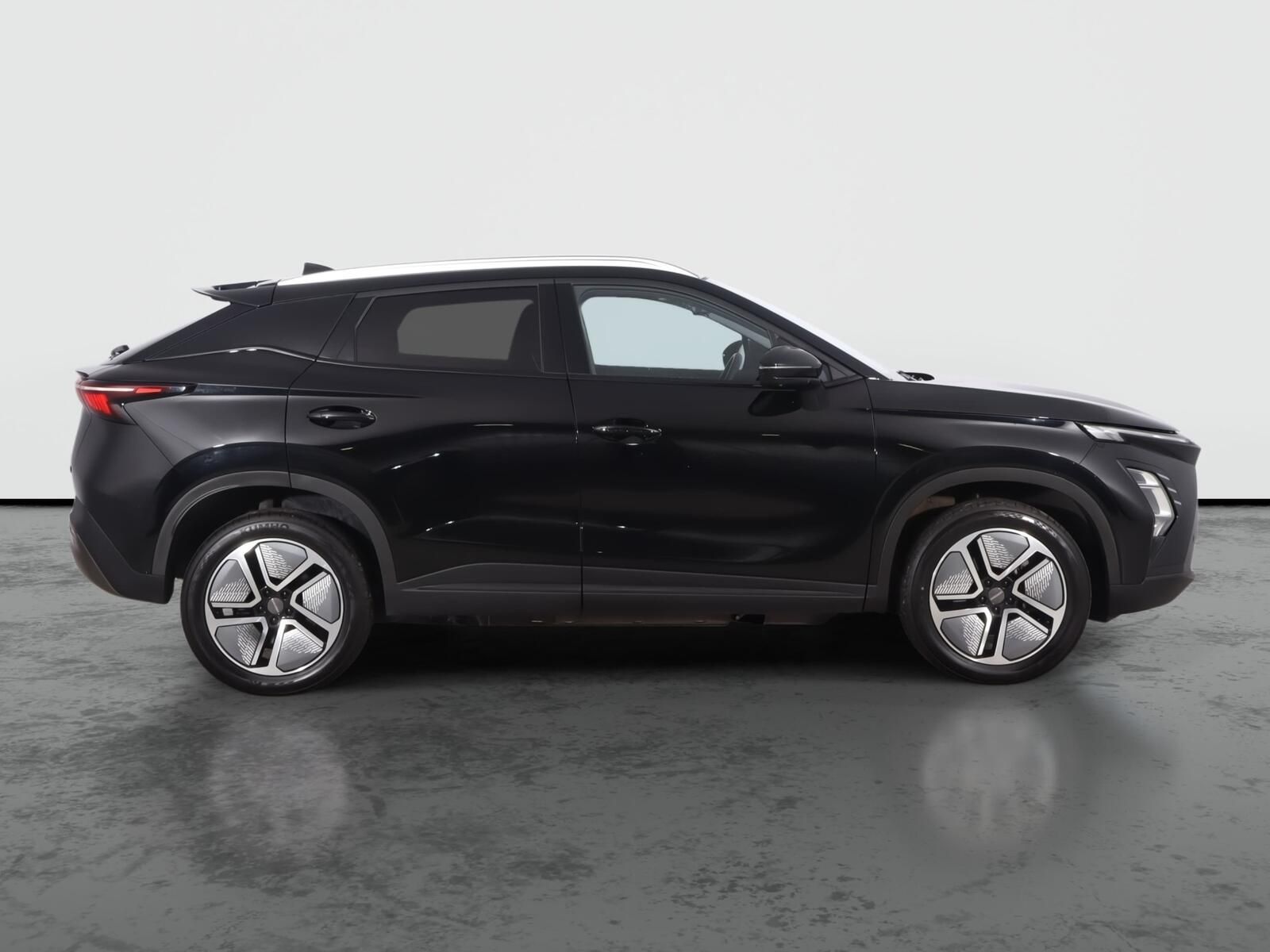 Omoda E5, 61 kWh, Premium, Záruka - fotka 6