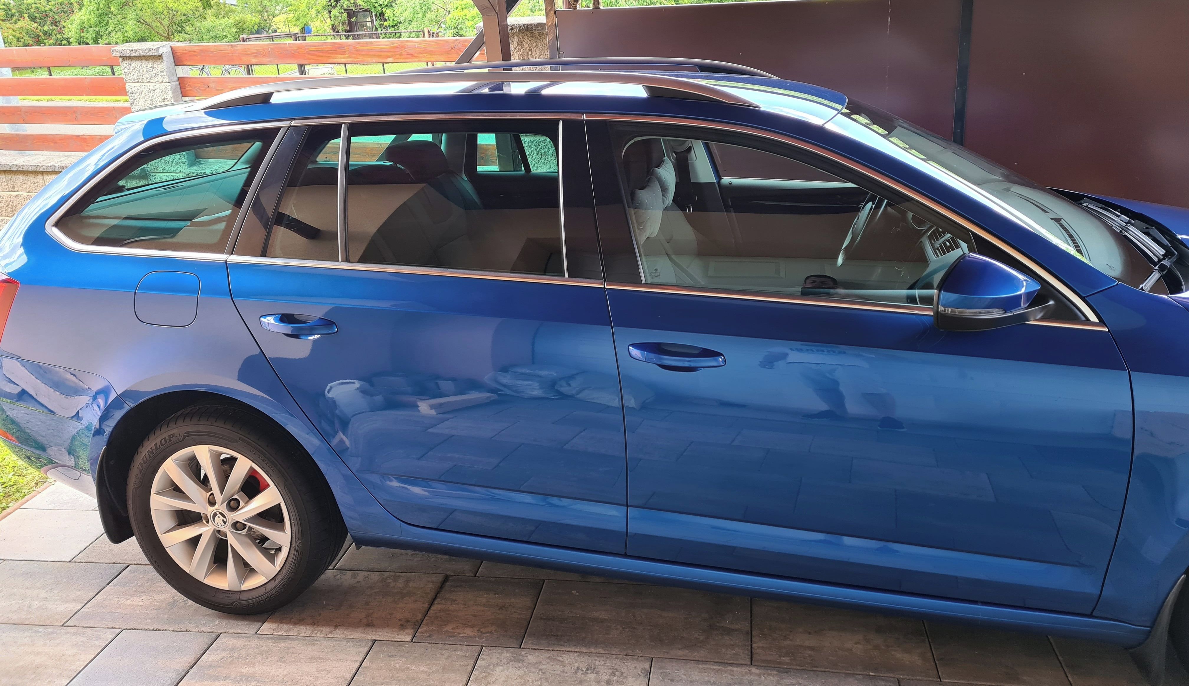 Škoda Octavia, 2.0 TDI 110kW Style Combi - fotka 3