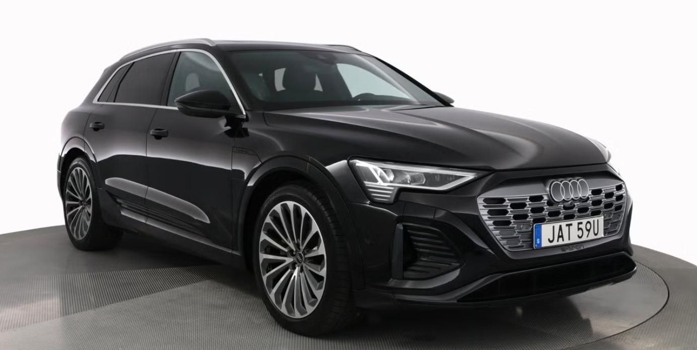 Audi Q8 e-tron, 55 Q 360k Matrix Pano 4 zóny - fotka 3