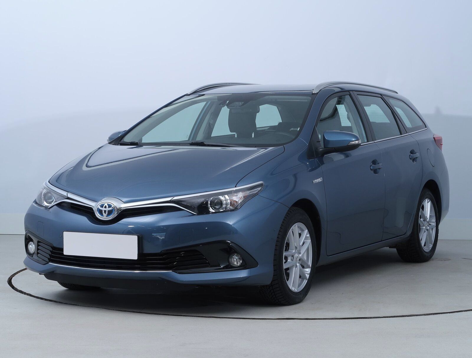 Toyota Auris, Hybrid, Automat, ČR,1.maj - fotka 2