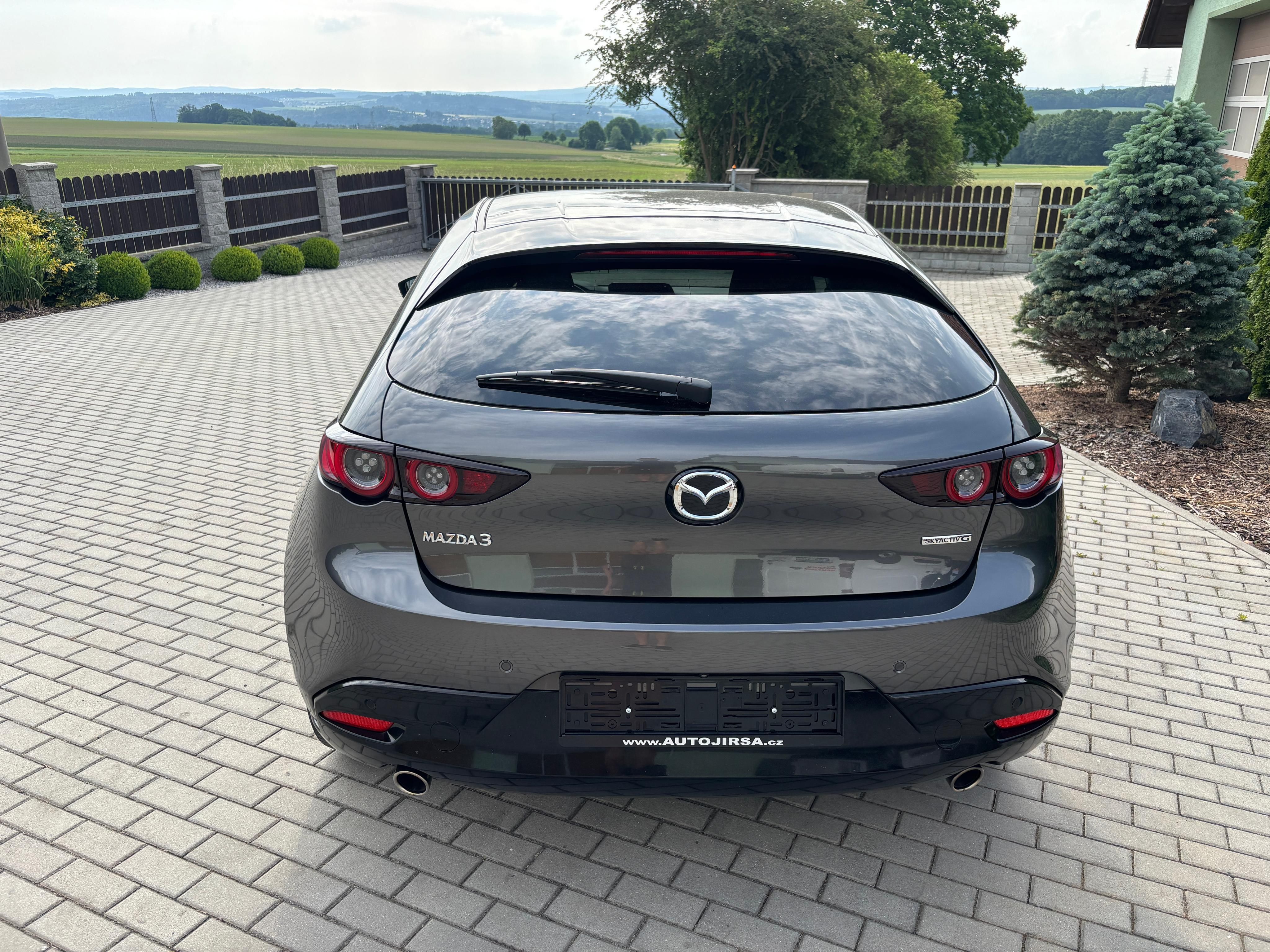 Mazda 3, 2,0 SKYACTIV ALSELECTION 110KW - fotka 5