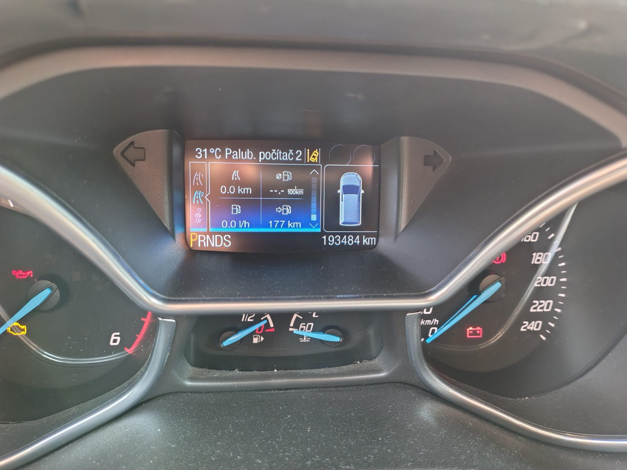 Ford Tourneo Connect, 1.5 88kw nová aut. převod. - fotka 5