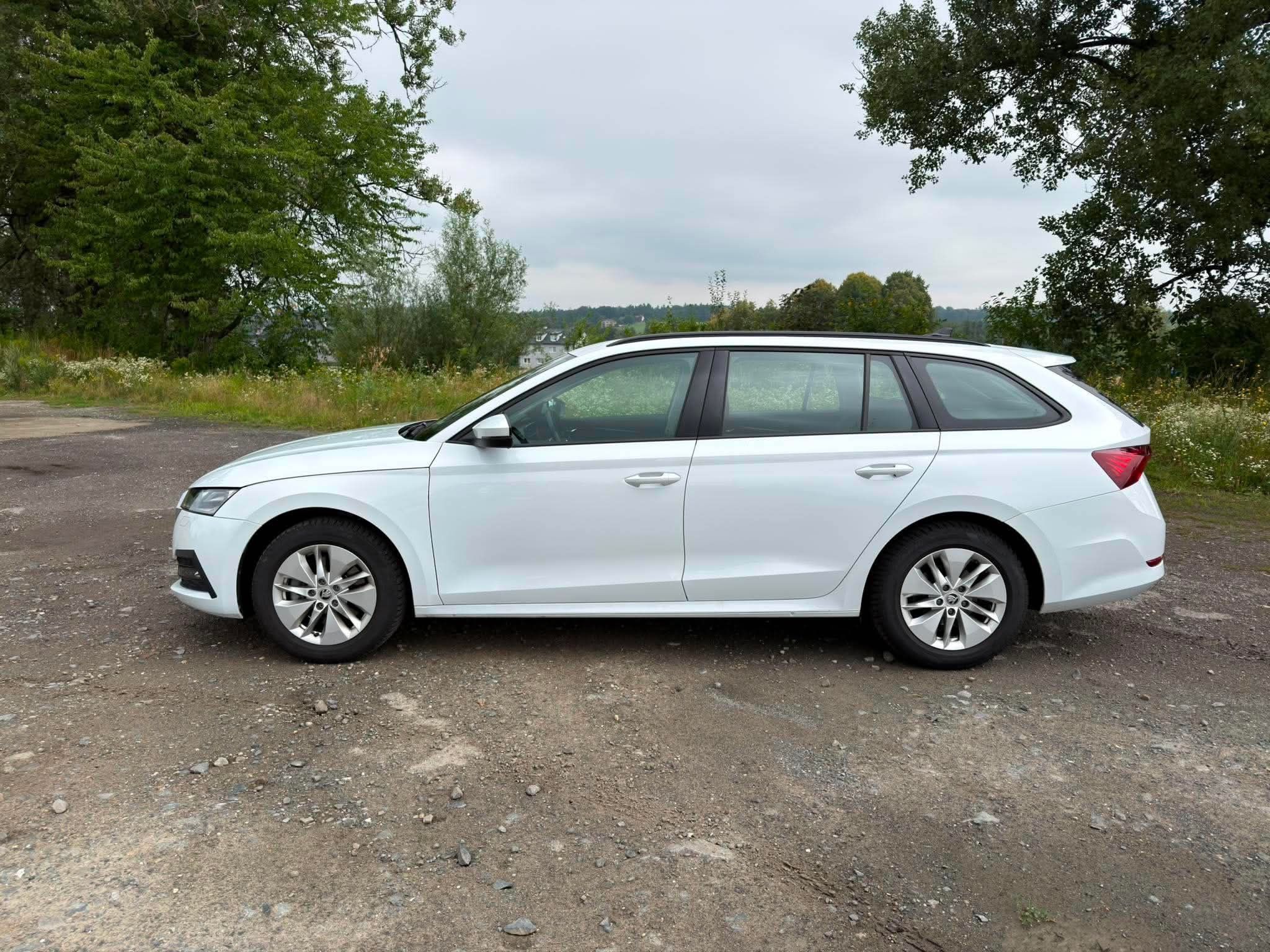 Škoda Octavia - fotka 3