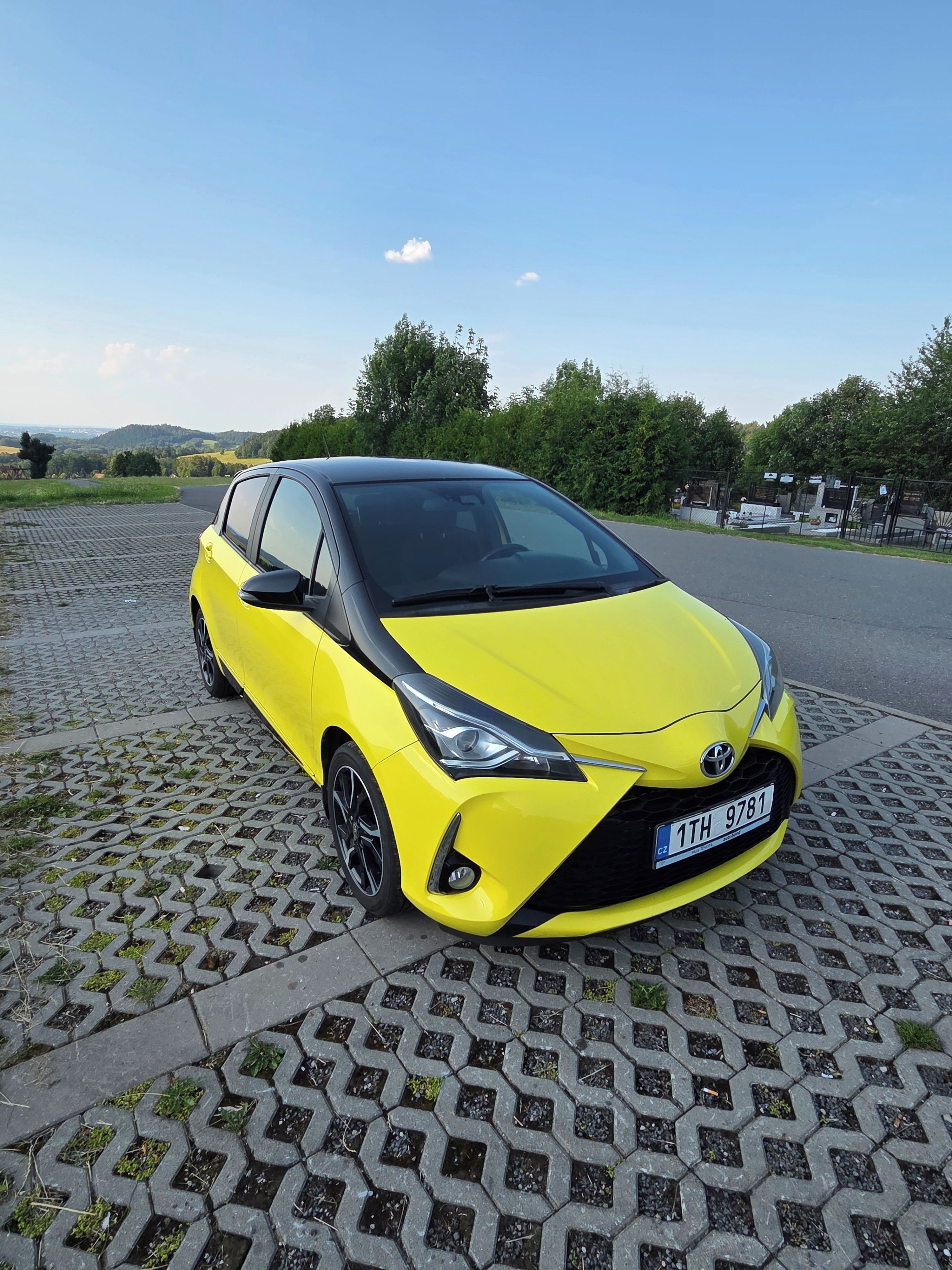 Toyota Yaris, 1,5 Dual VVT-i Selection - fotka 4