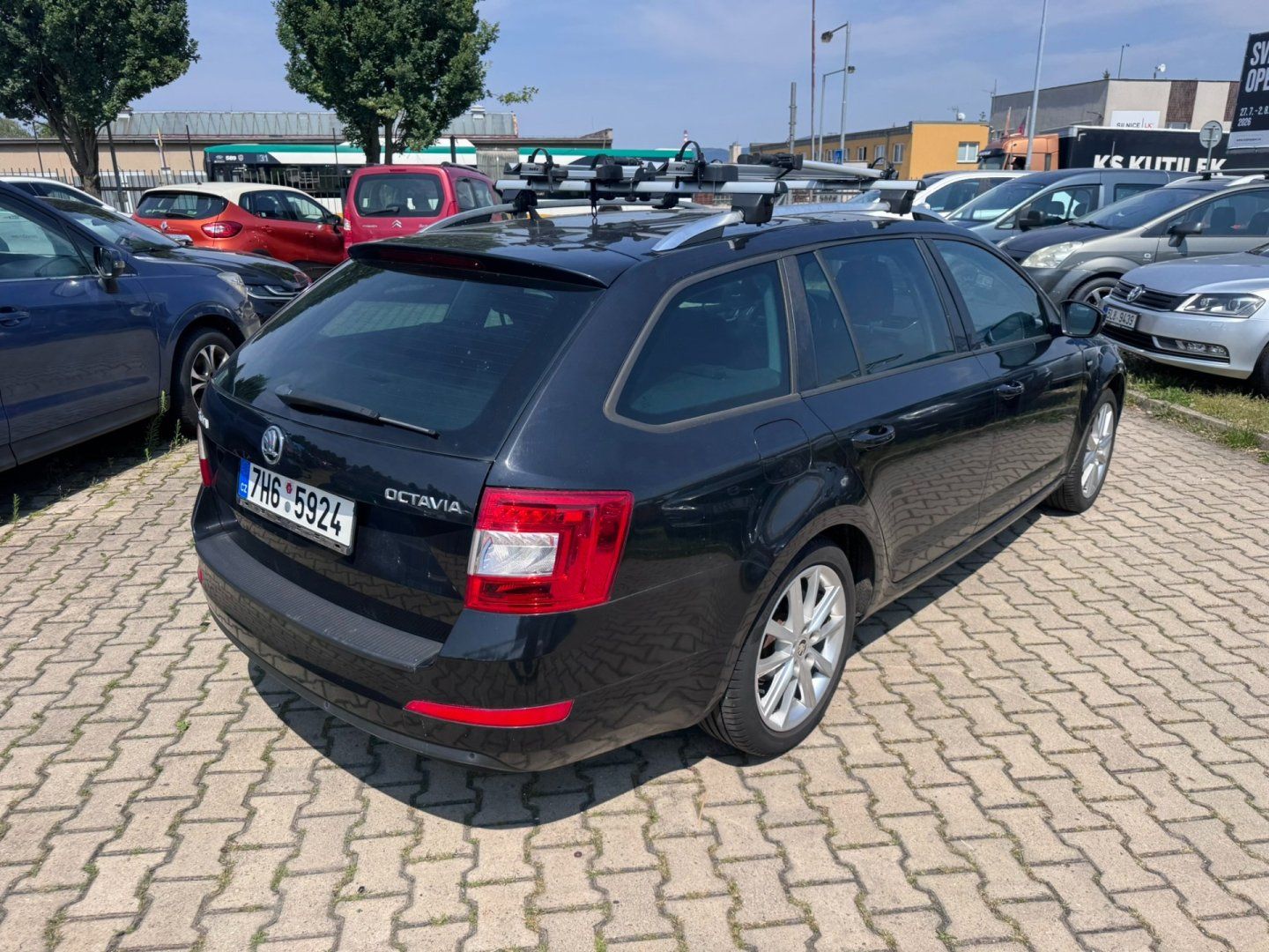 Škoda Octavia, 1,4 TSI 110 KW SERVIS STK - fotka 6