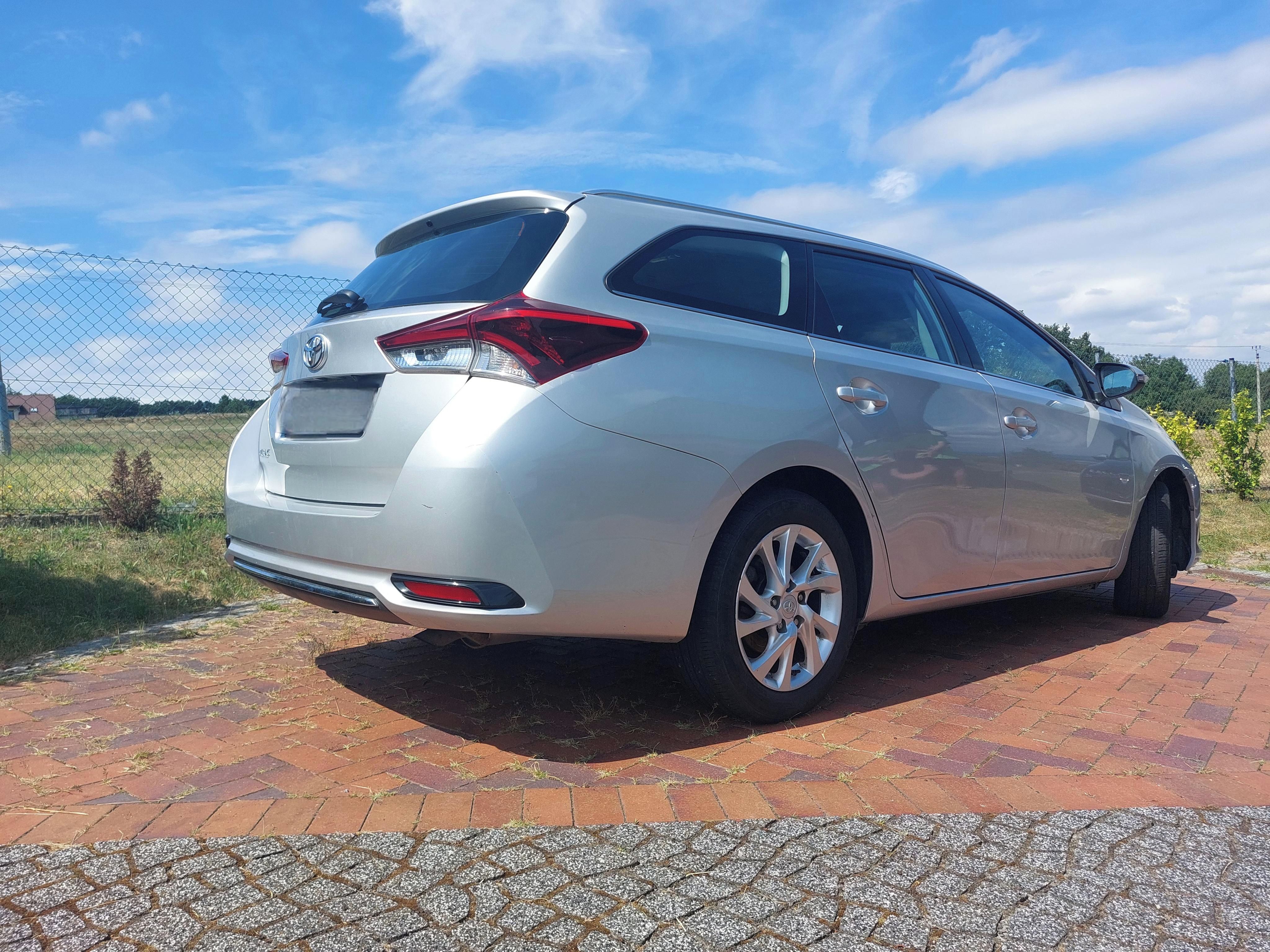 Toyota Auris, 1.6 VVTi, kombi - fotka 6