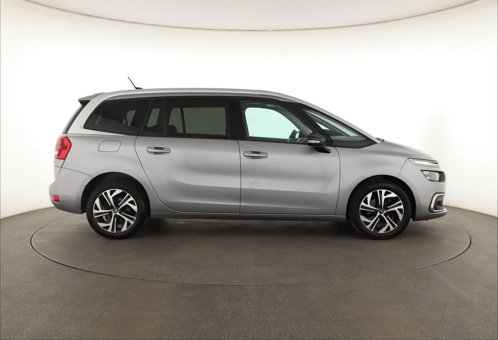 Citroën Grand C4 SpaceTourer, 1.5 BlueHDi, 7 míst, ČR,1.maj - fotka 6