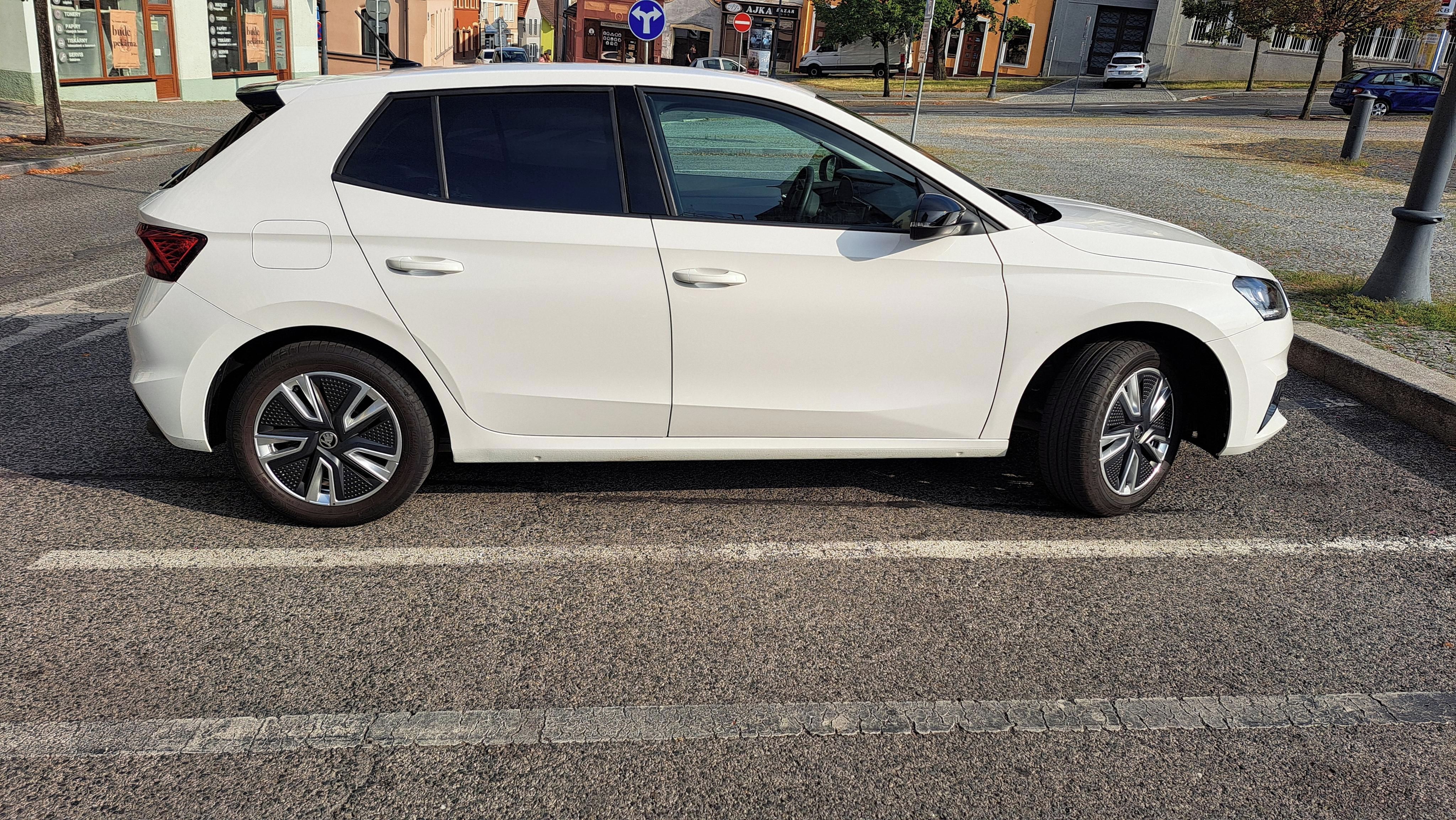 Škoda Fabia, 1.0 MPI - fotka 3