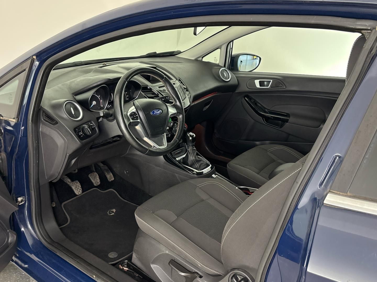Ford Fiesta, 1.0 EcoBoost / 74 kW - fotka 6