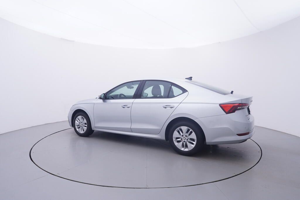 Škoda Octavia, Ambition 2.0 TDI 85 kW - fotka 3