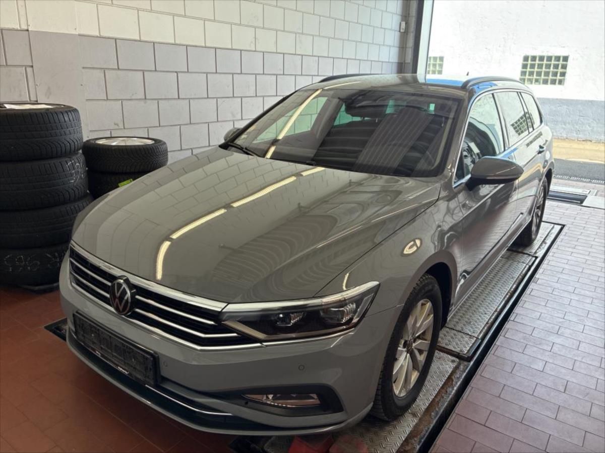 Volkswagen Passat, 2,0 - fotka 2