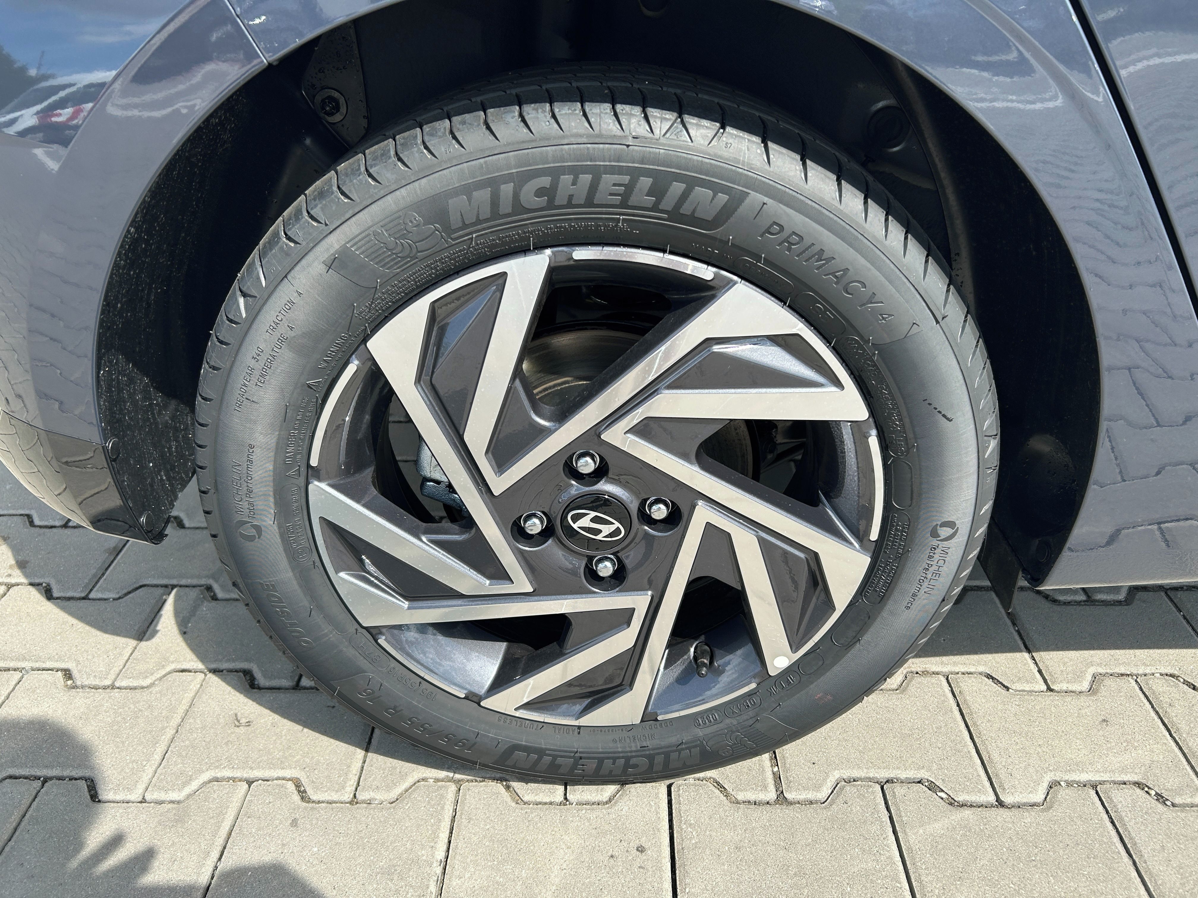 Hyundai i20, 26 1,0 T-GDI MT SMART - fotka 4