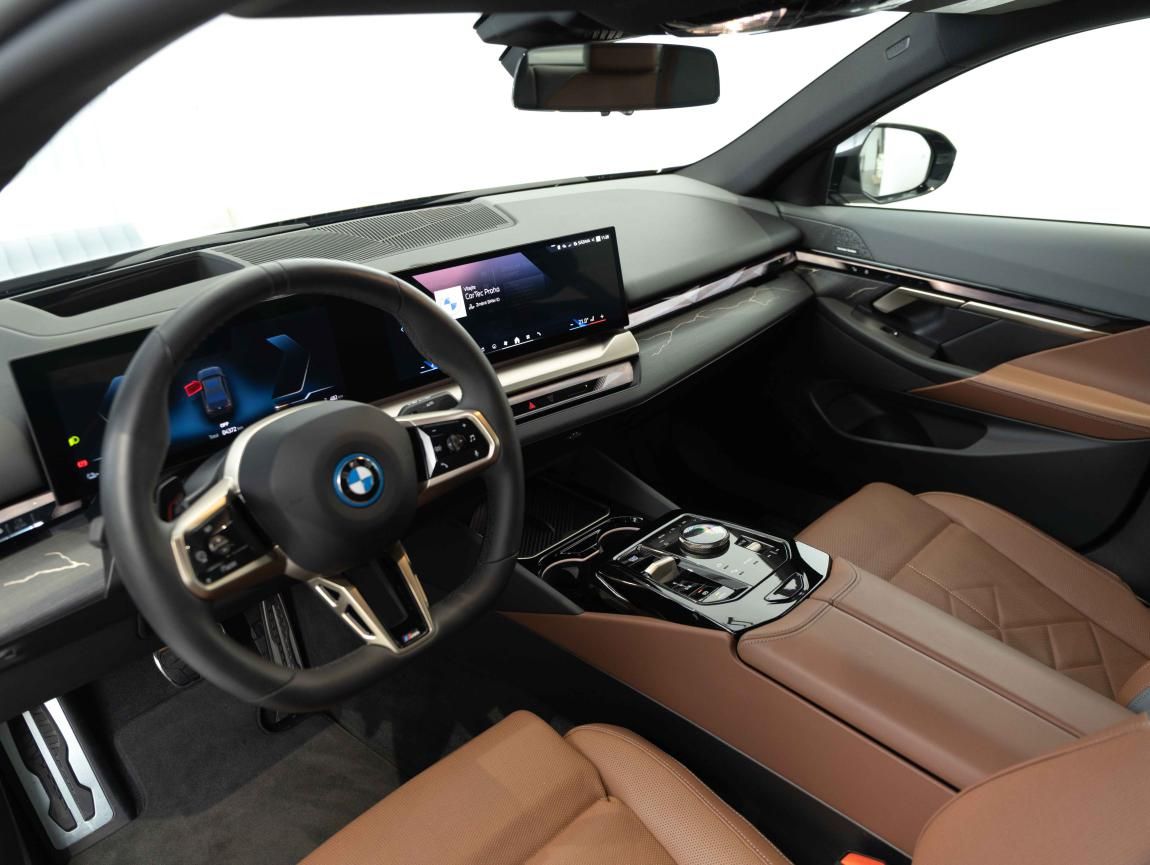BMW i5, eDrive40 Sedan - fotka 5