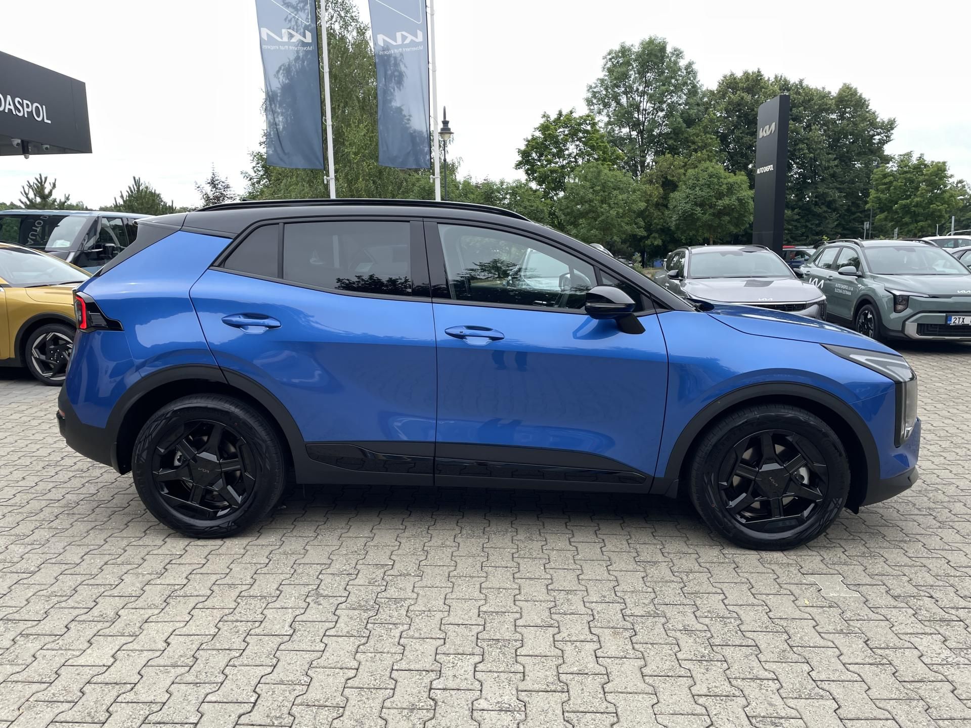 Kia Sportage, 4x2 BLACK EDITION 7DCT 110kW - fotka 2