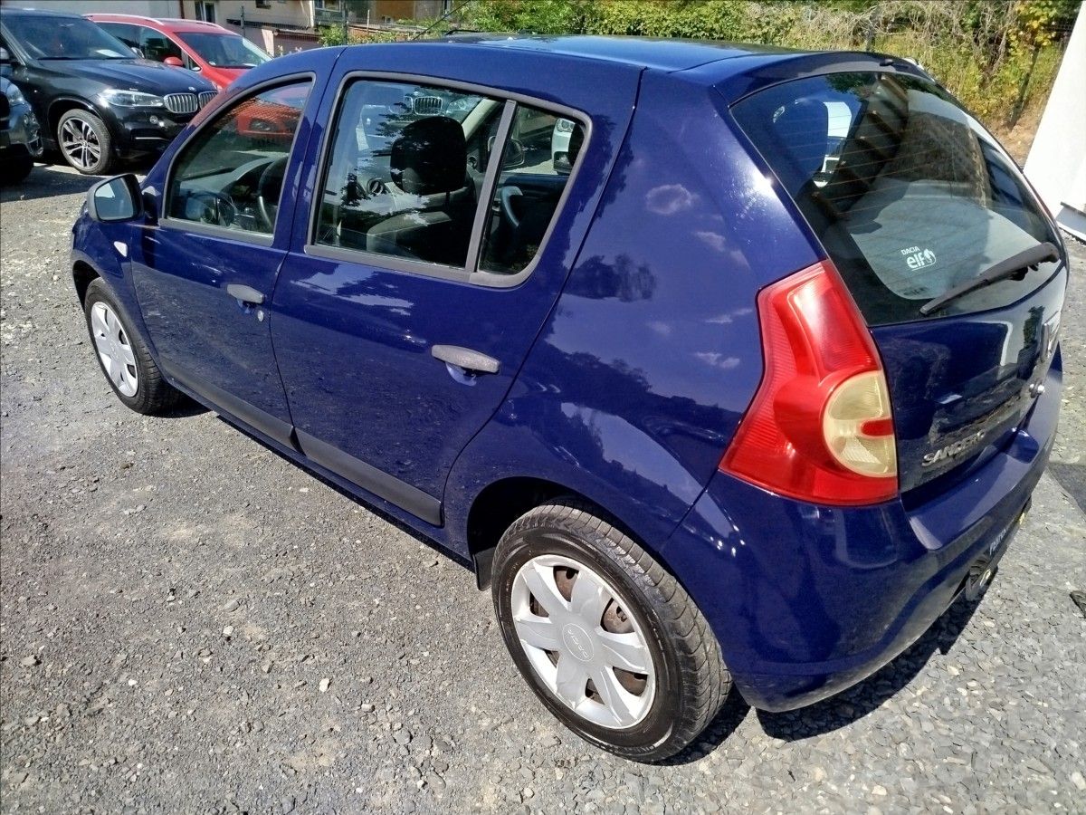 Dacia Sandero, 1,2 i 55kW, 1.MAJITEL, Arctica - fotka 4