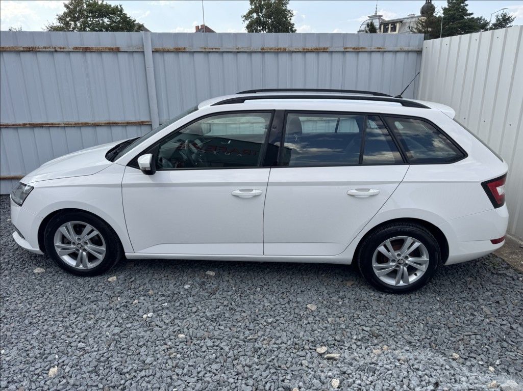 Škoda Fabia, 1,0 TSI DPH tažné 1maj původČR - fotka 4