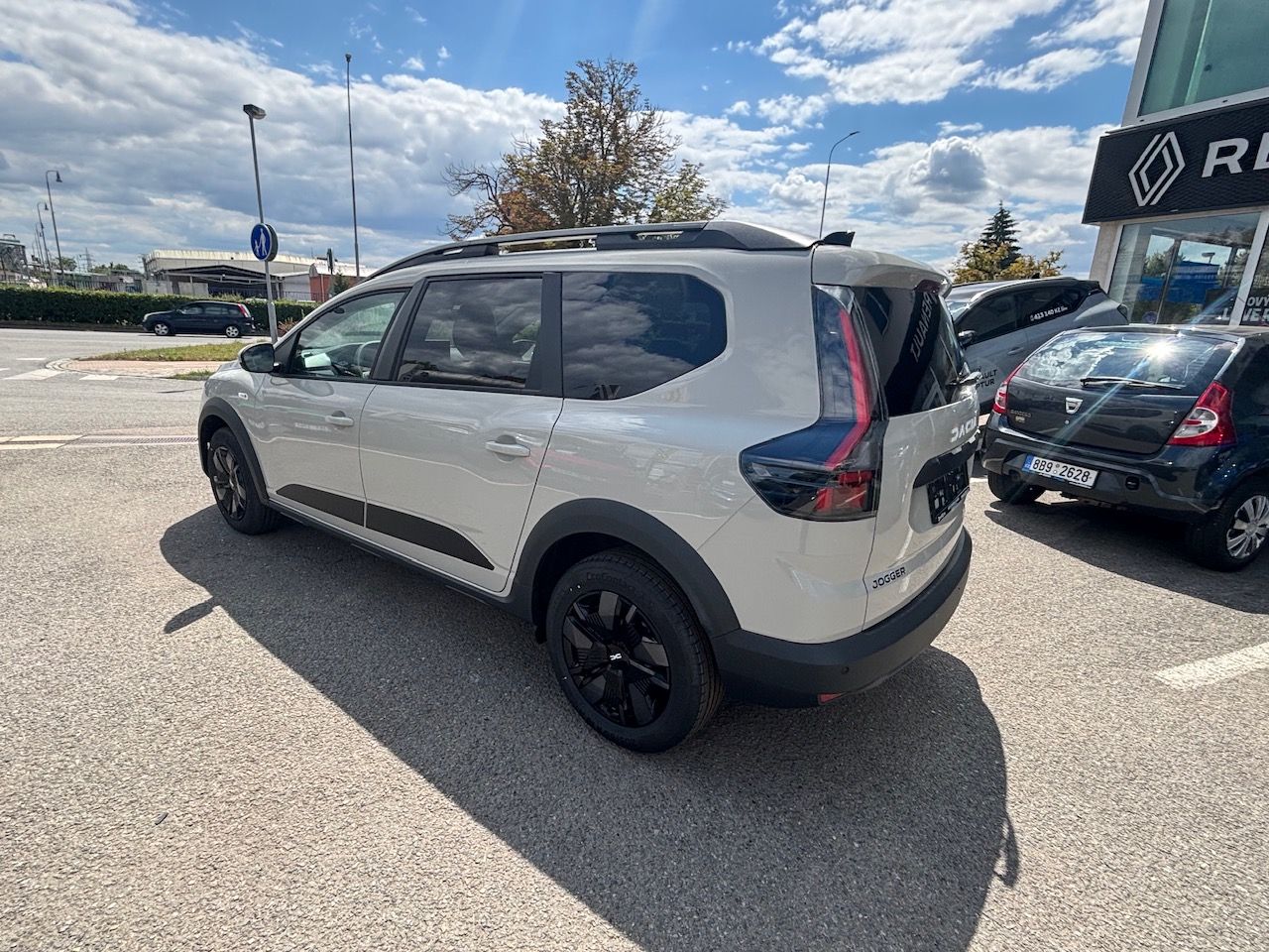 Dacia Jogger, Expression Eco-G 120 5 míst - fotka 3