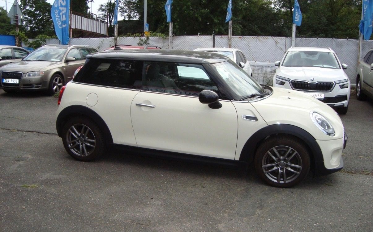 Mini Cooper, Mini Cooper 1.5 D, AUTOMAT - fotka 5