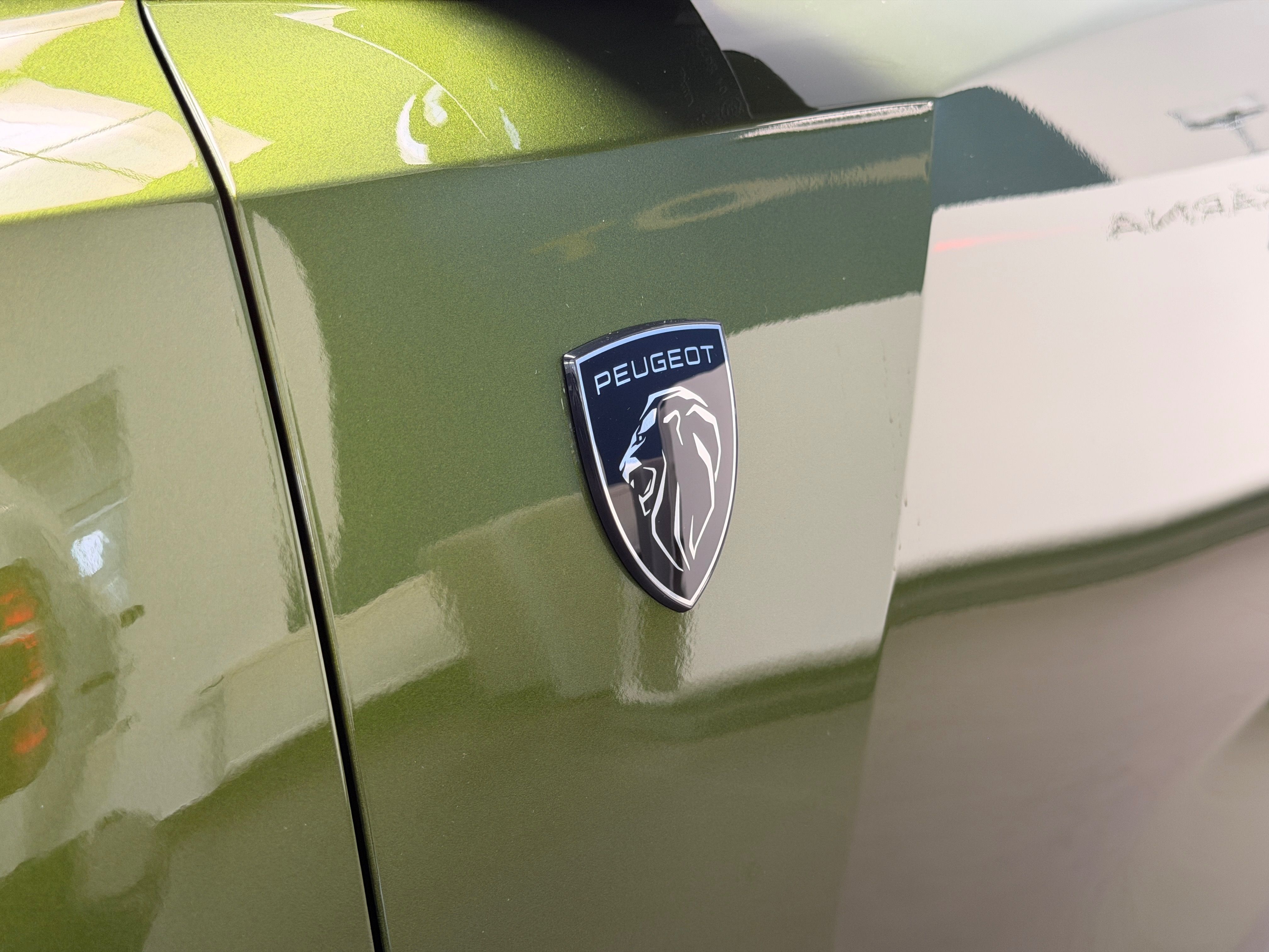 Peugeot 408, GT Hybrid 145 e-DCS6 - fotka 4
