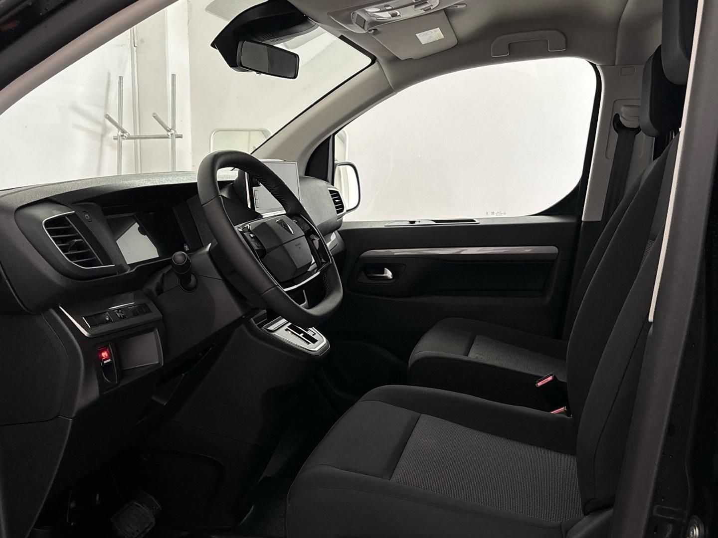 Peugeot Traveller, ActiveStandard 2.0 180K 8 míst - fotka 6