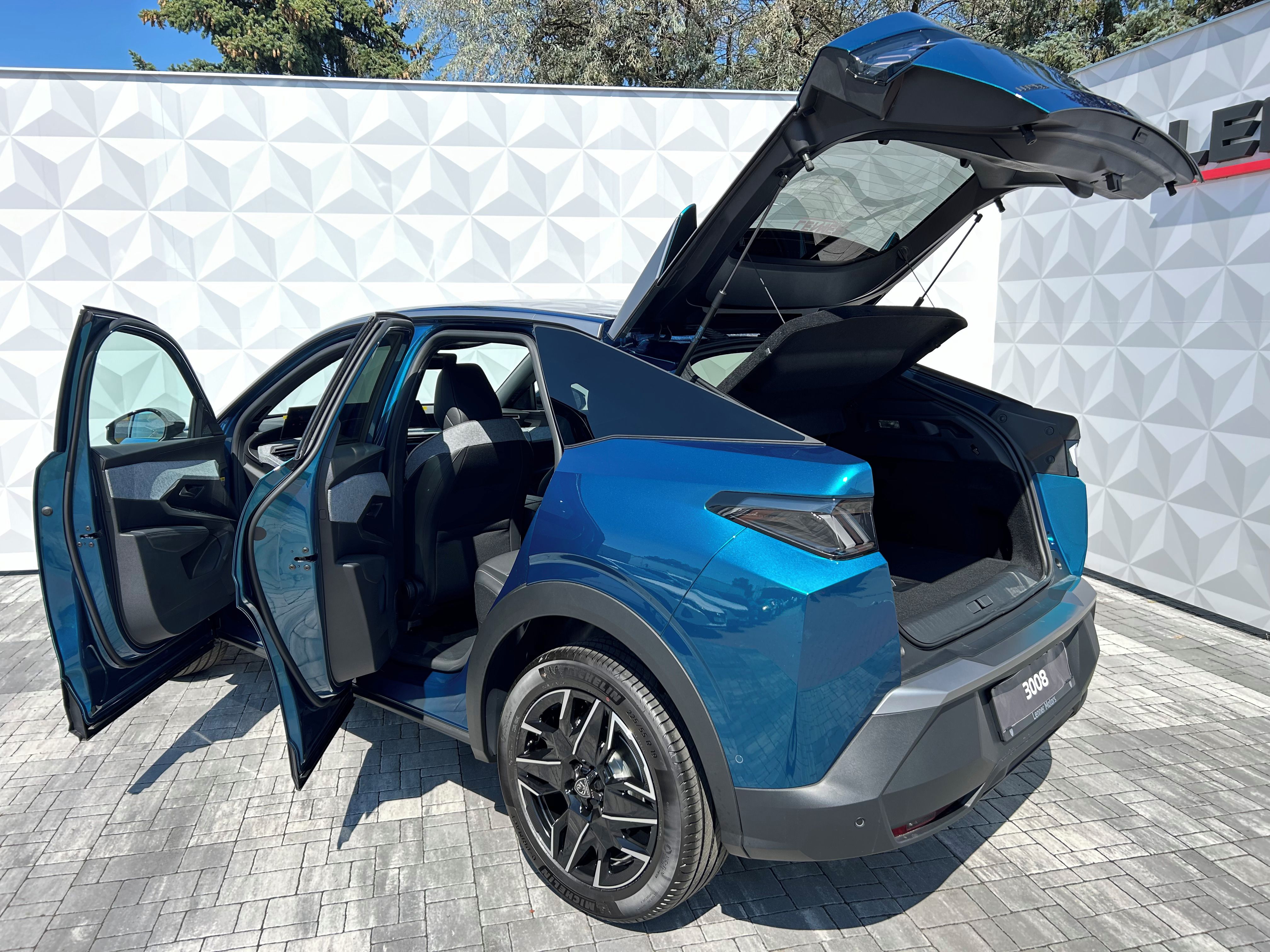 Peugeot 3008, ALLURE Hybrid 145 e-DCS6 - fotka 5