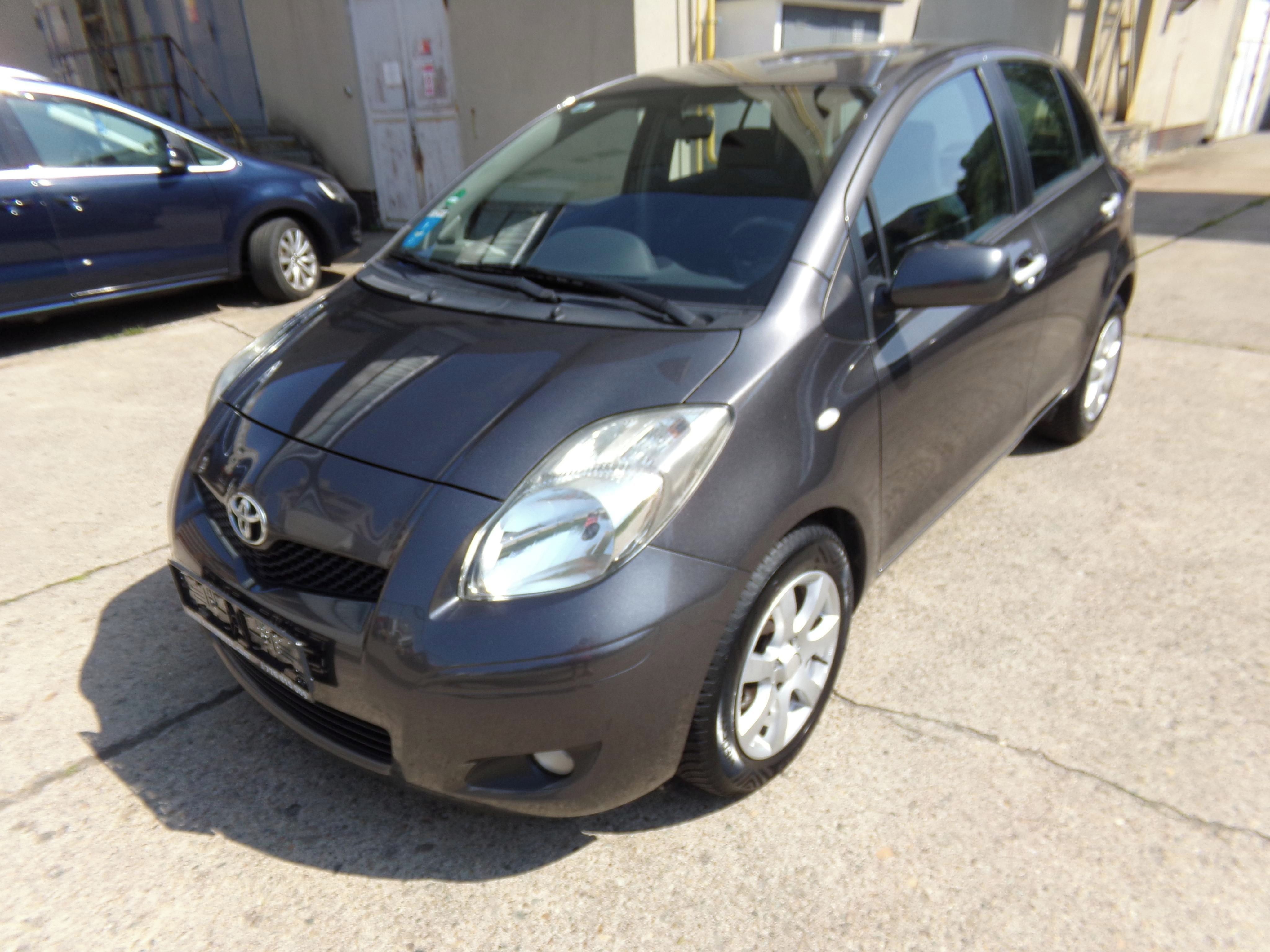 Toyota Yaris, 1.3 VVT-i  LIFE
